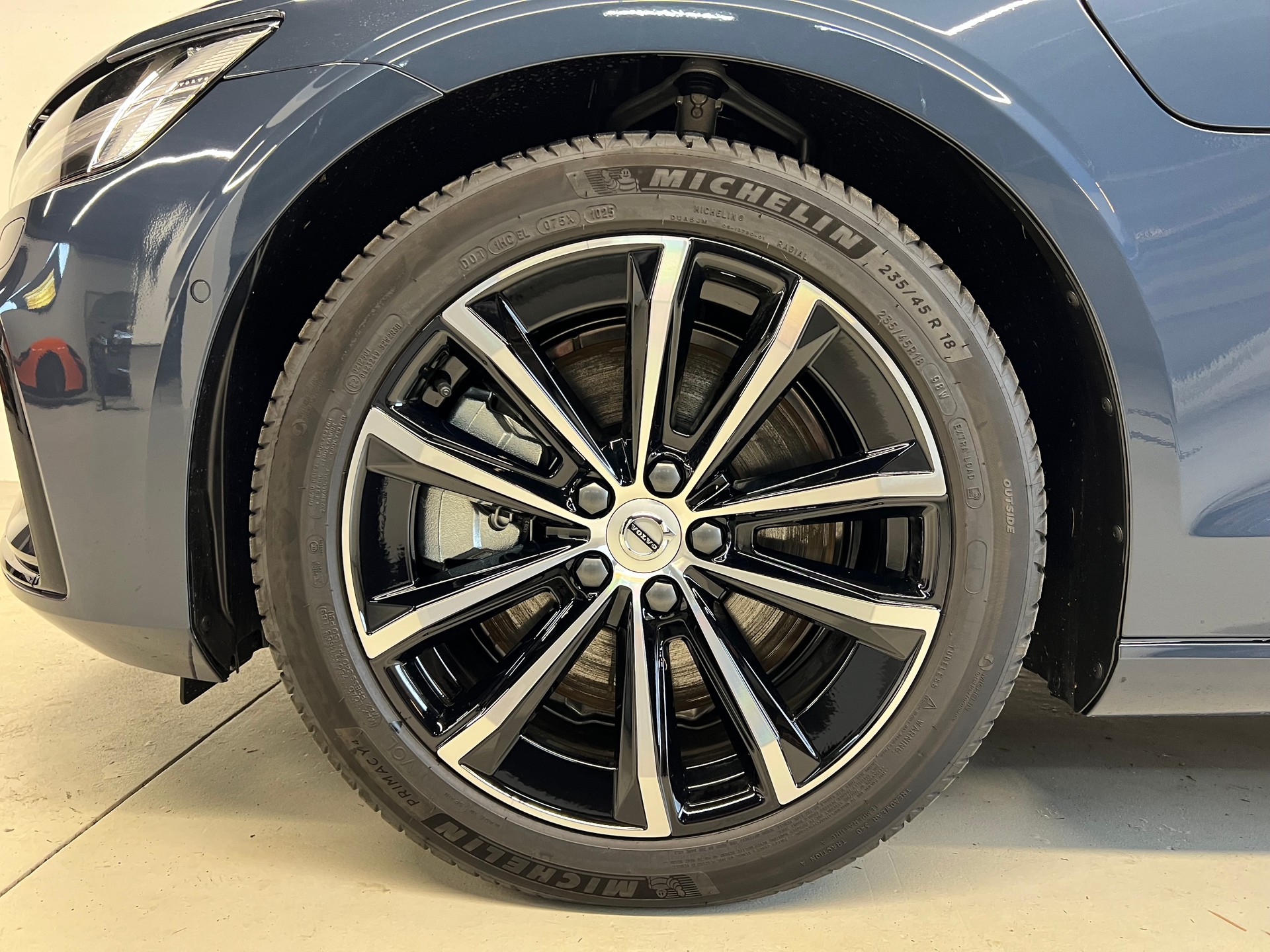 VOLVO V60 2.0 T6 TE Ultra Dark eAWD-image-5