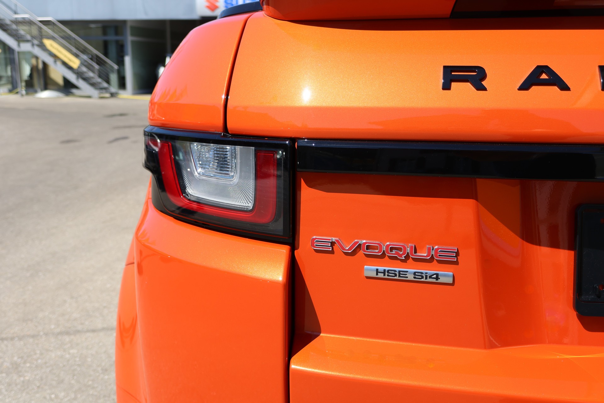 LAND ROVER Range Rover Evoque RR Convert. 2.0Si4 Hello Snow-image-19