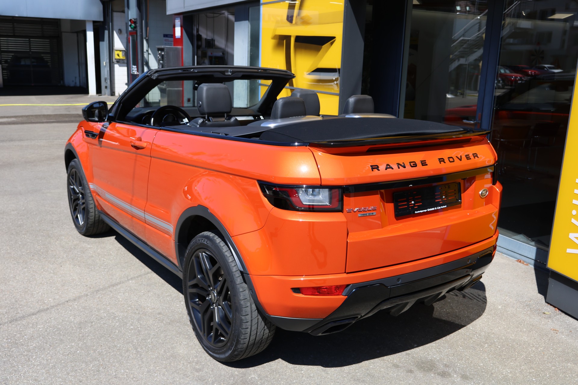 LAND ROVER Range Rover Evoque RR Convert. 2.0Si4 Hello Snow-image-2