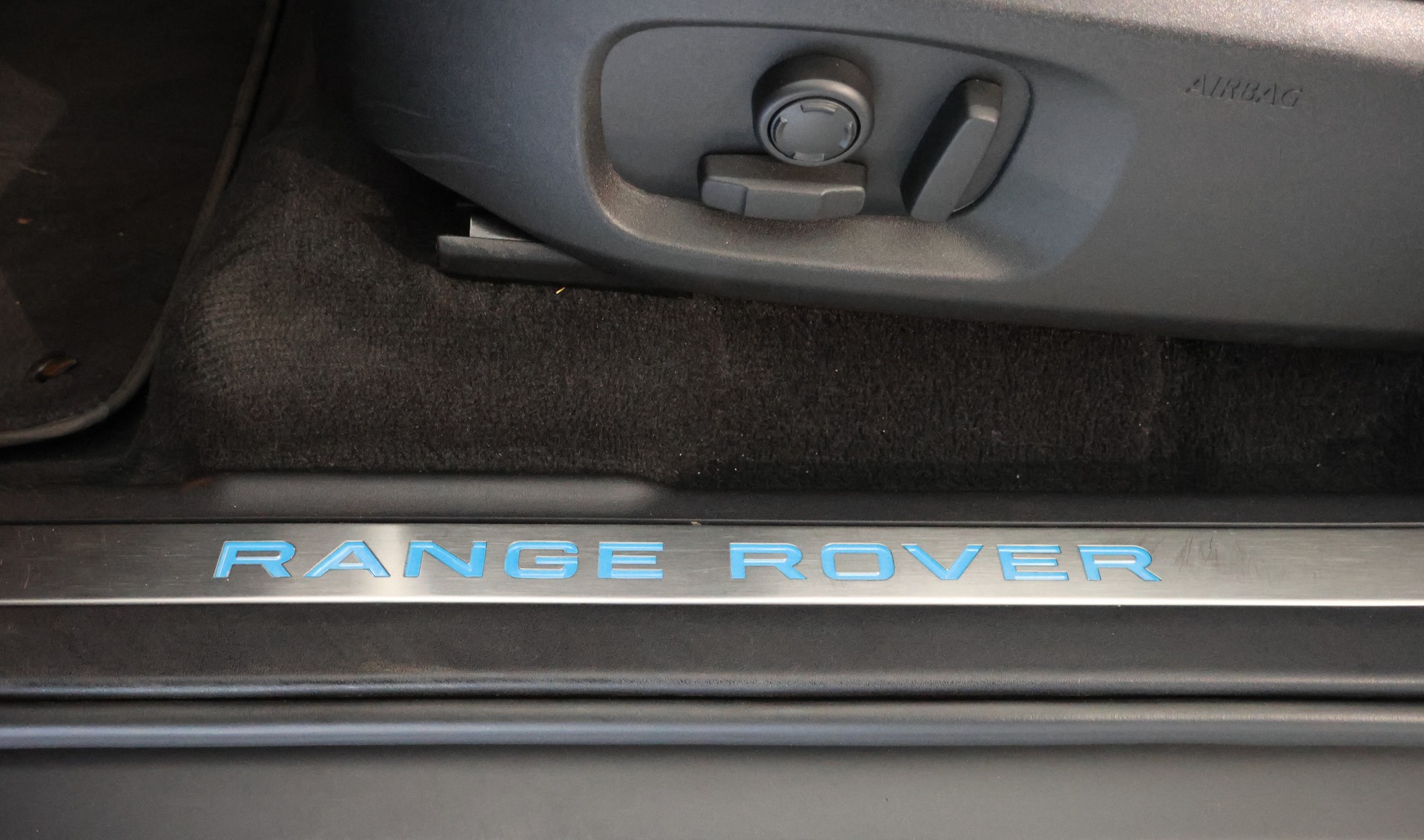 LAND ROVER Range Rover Evoque RR Convert. 2.0Si4 Hello Snow-image-9