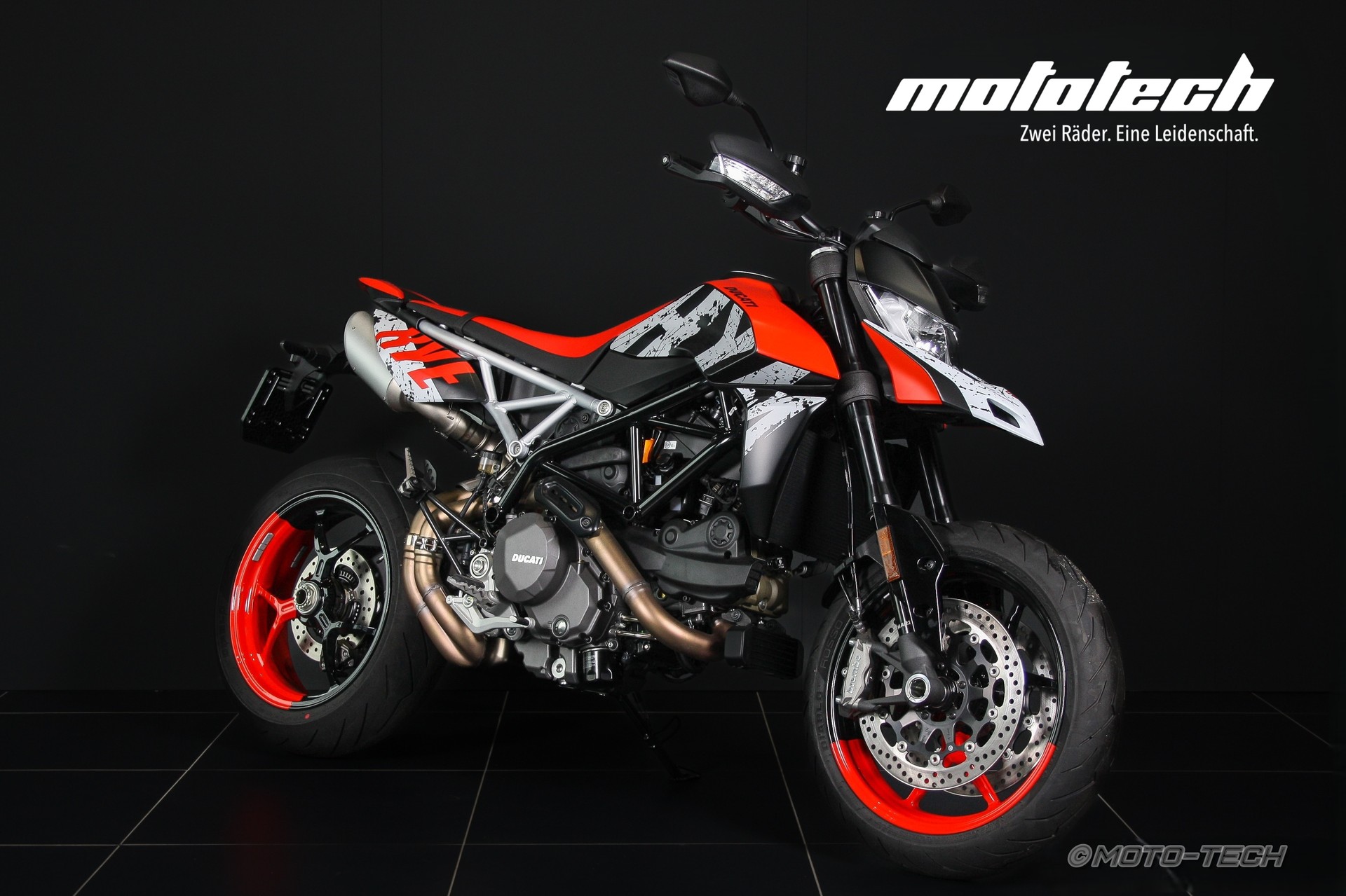 DUCATI Hypermotard 950 RVE (35kW) / 4 JAHRE-image-7