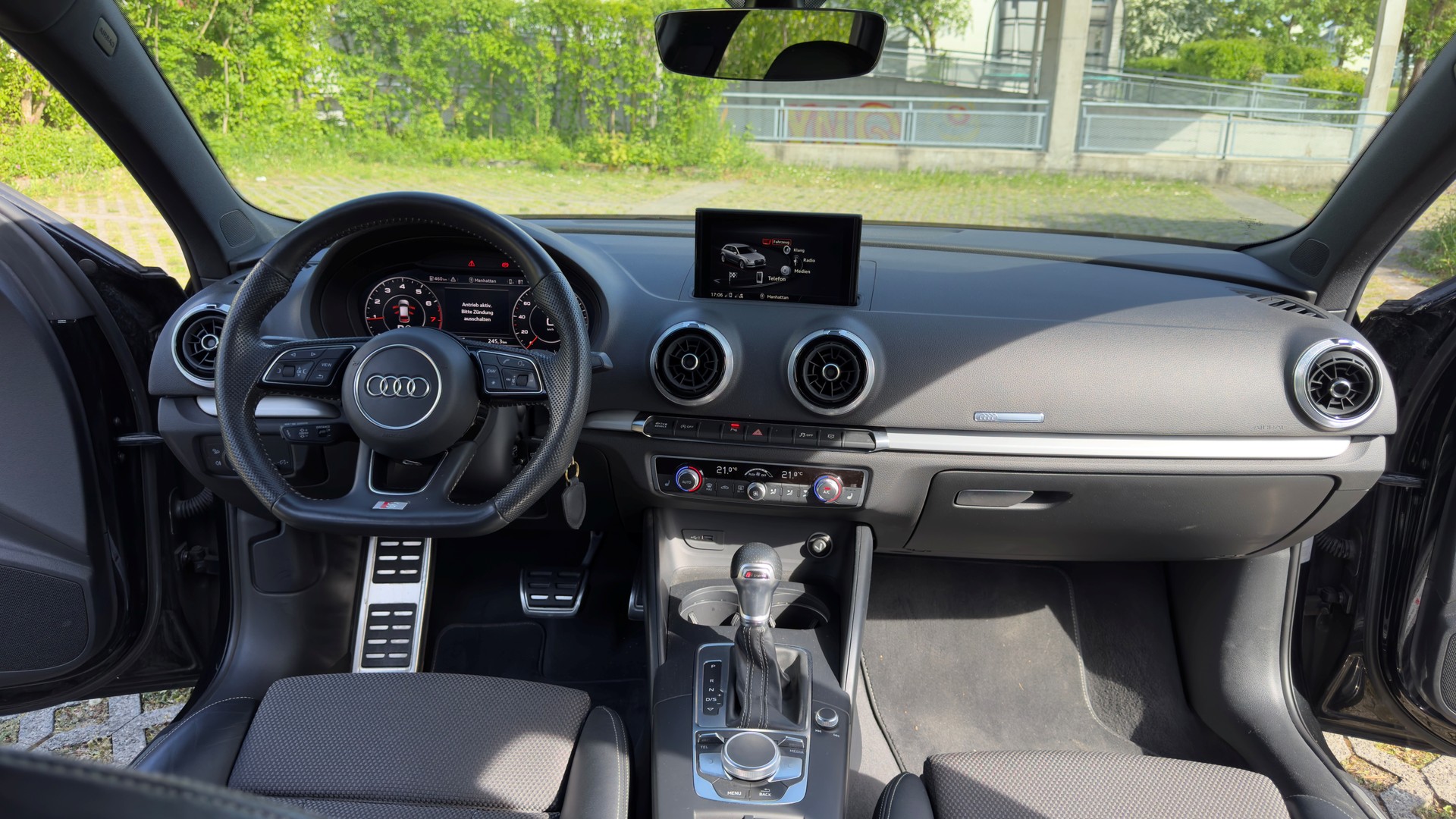 AUDI 1.5 35 TFSI Sport S-Tronic-image-4