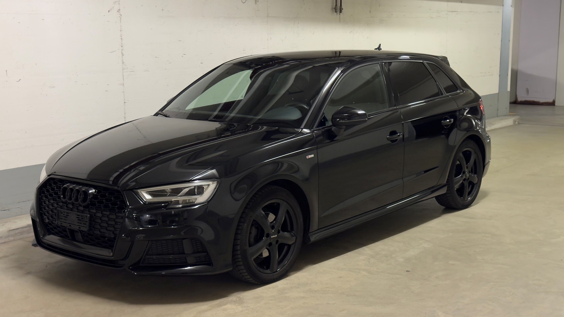 AUDI 1.5 35 TFSI Sport S-Tronic-image-0