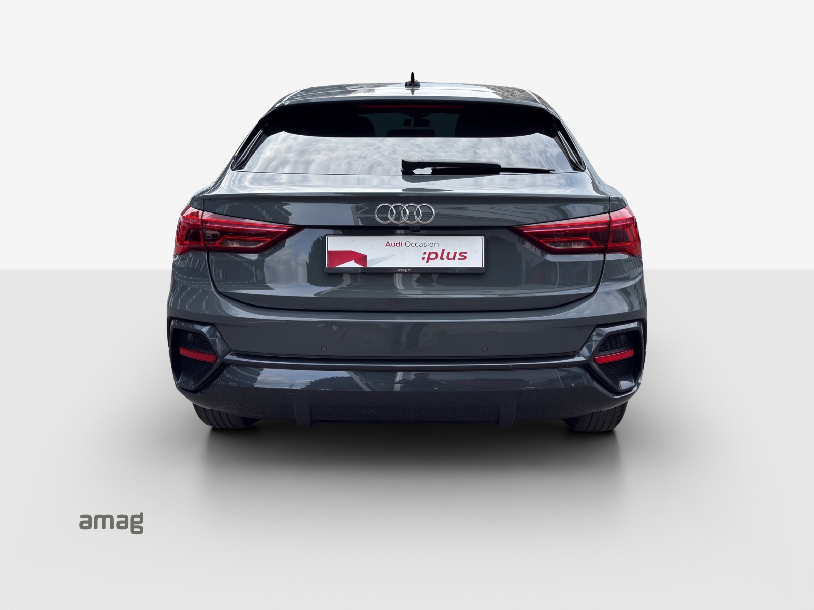 AUDI Q3 Sportback 35 TFSI Attraction S-tronic-image-3