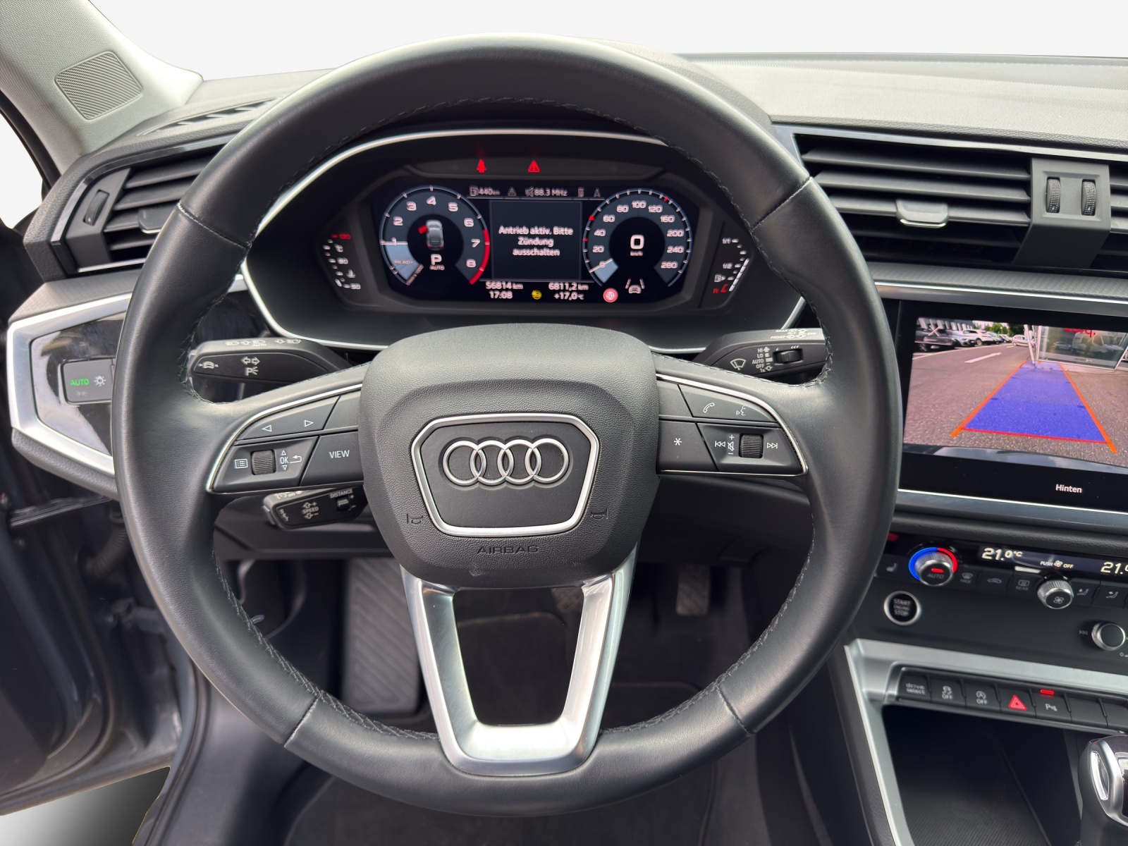 AUDI Q3 Sportback 35 TFSI Attraction S-tronic-image-9