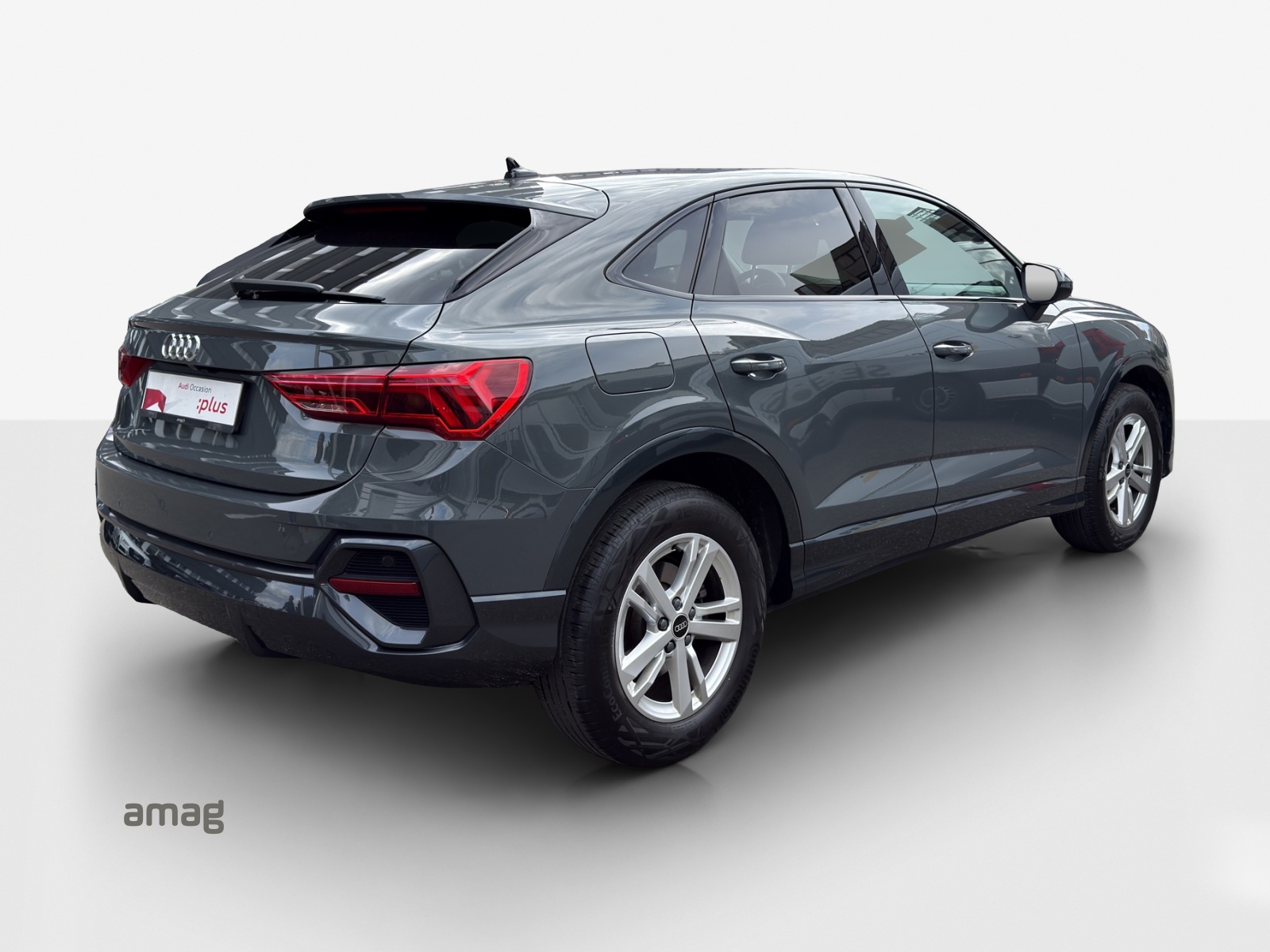 AUDI Q3 Sportback 35 TFSI Attraction S-tronic-image-4