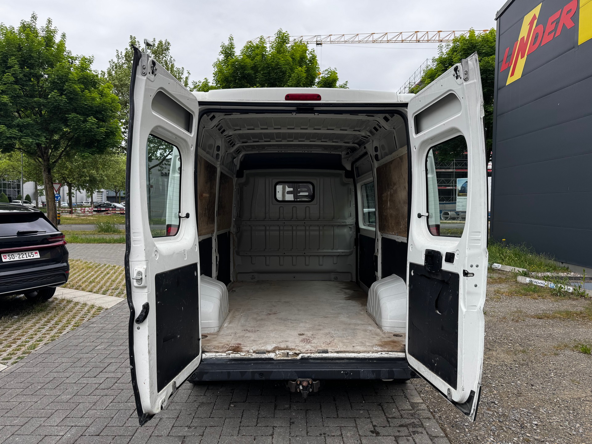 CITROEN Jumper 35 2.0 BlueHDi 130 Confort L2H2-image-10