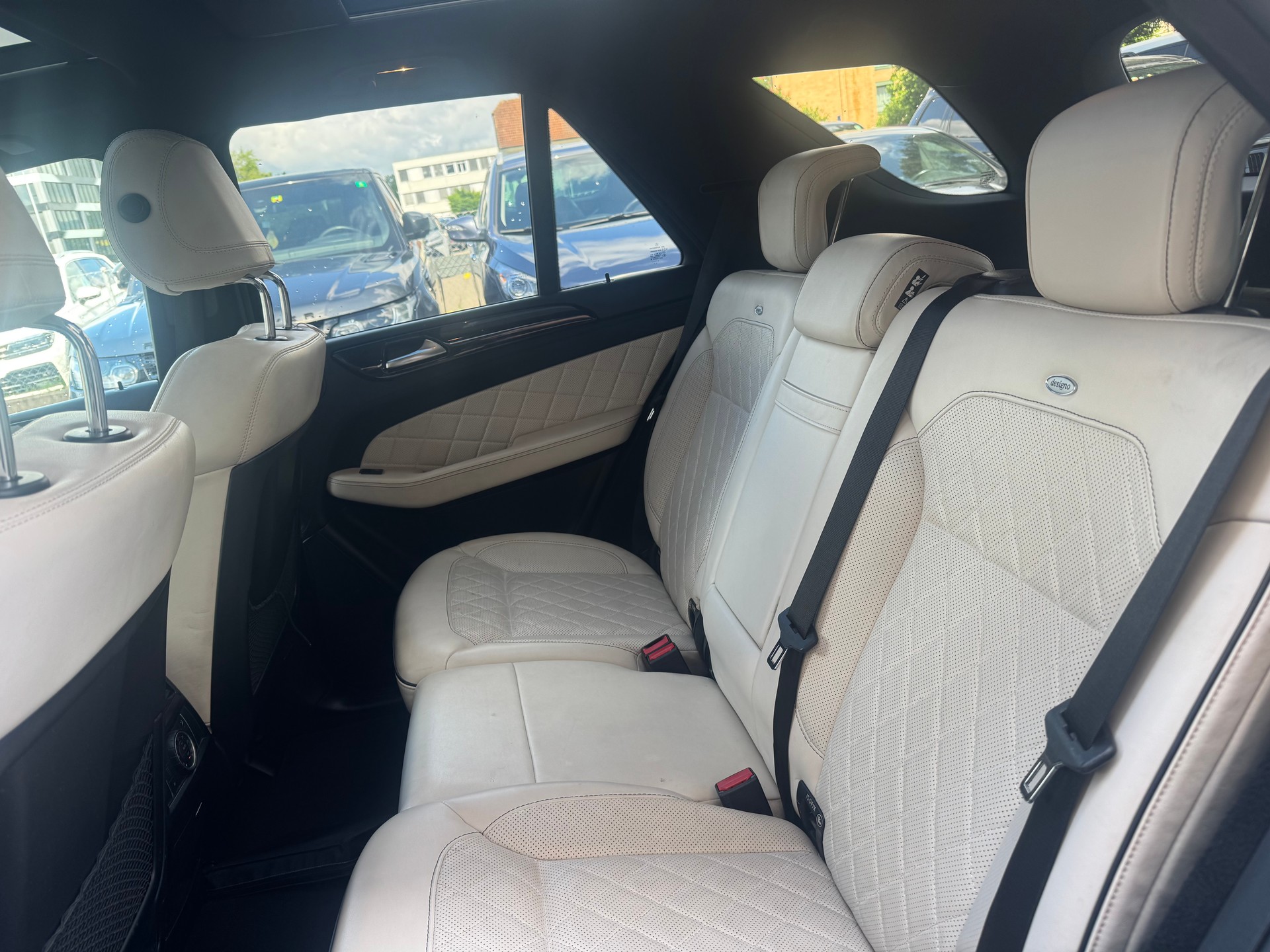 MERCEDES-BENZ ML 350 BlueTEC 4Matic 7G-Tronic-image-8