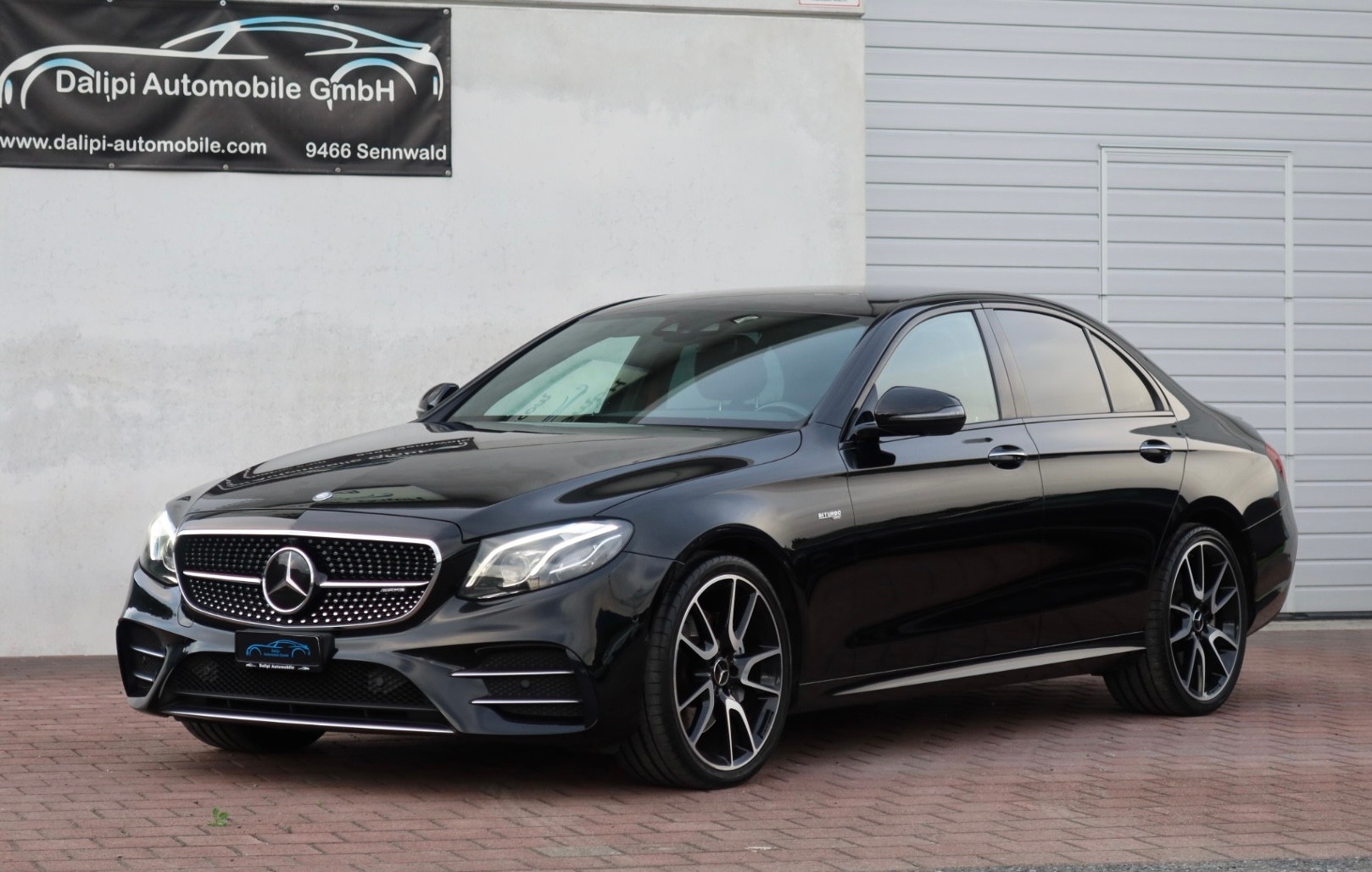 MERCEDES-BENZ E 43 AMG 4Matic 9G-Tronic (CH)-showroom-element-3