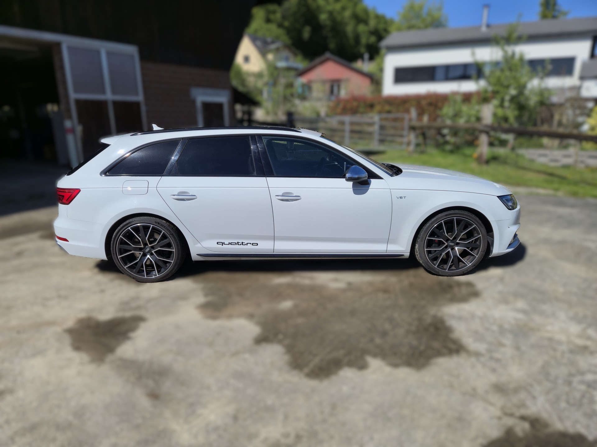AUDI 3.0 V6 TFSI quattro S-Tronic-image-1