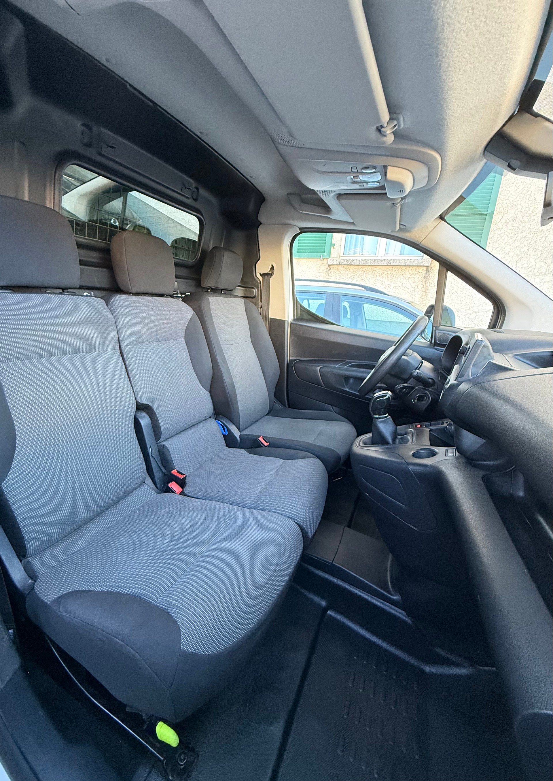 CITROEN Berlingo Van 1.6 Blue HDi 100 s/s Worker Long 1000kg-image-9