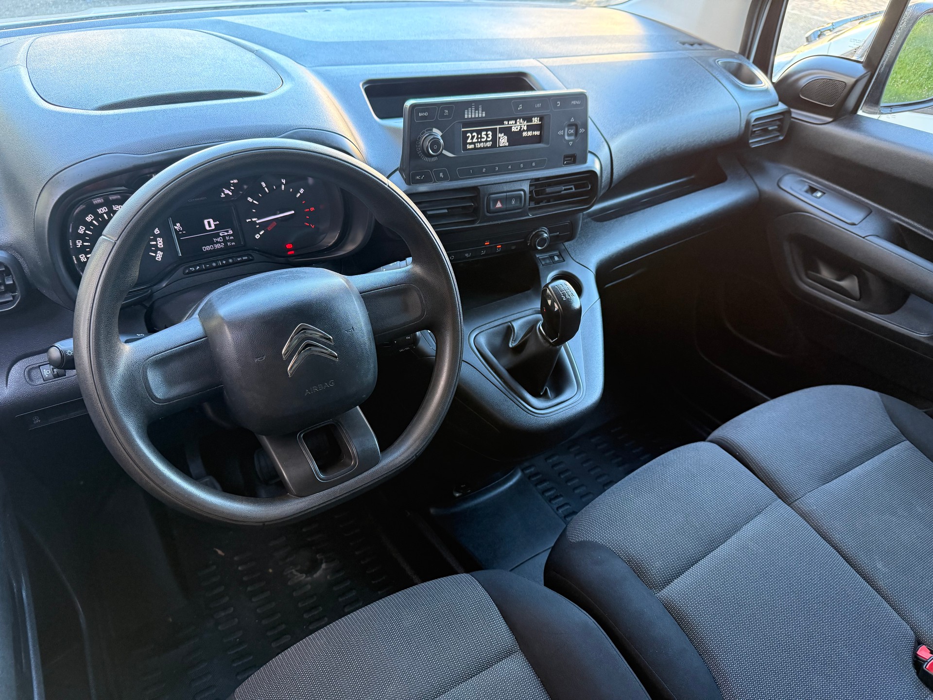 CITROEN Berlingo Van 1.6 Blue HDi 100 s/s Worker Long 1000kg-image-6