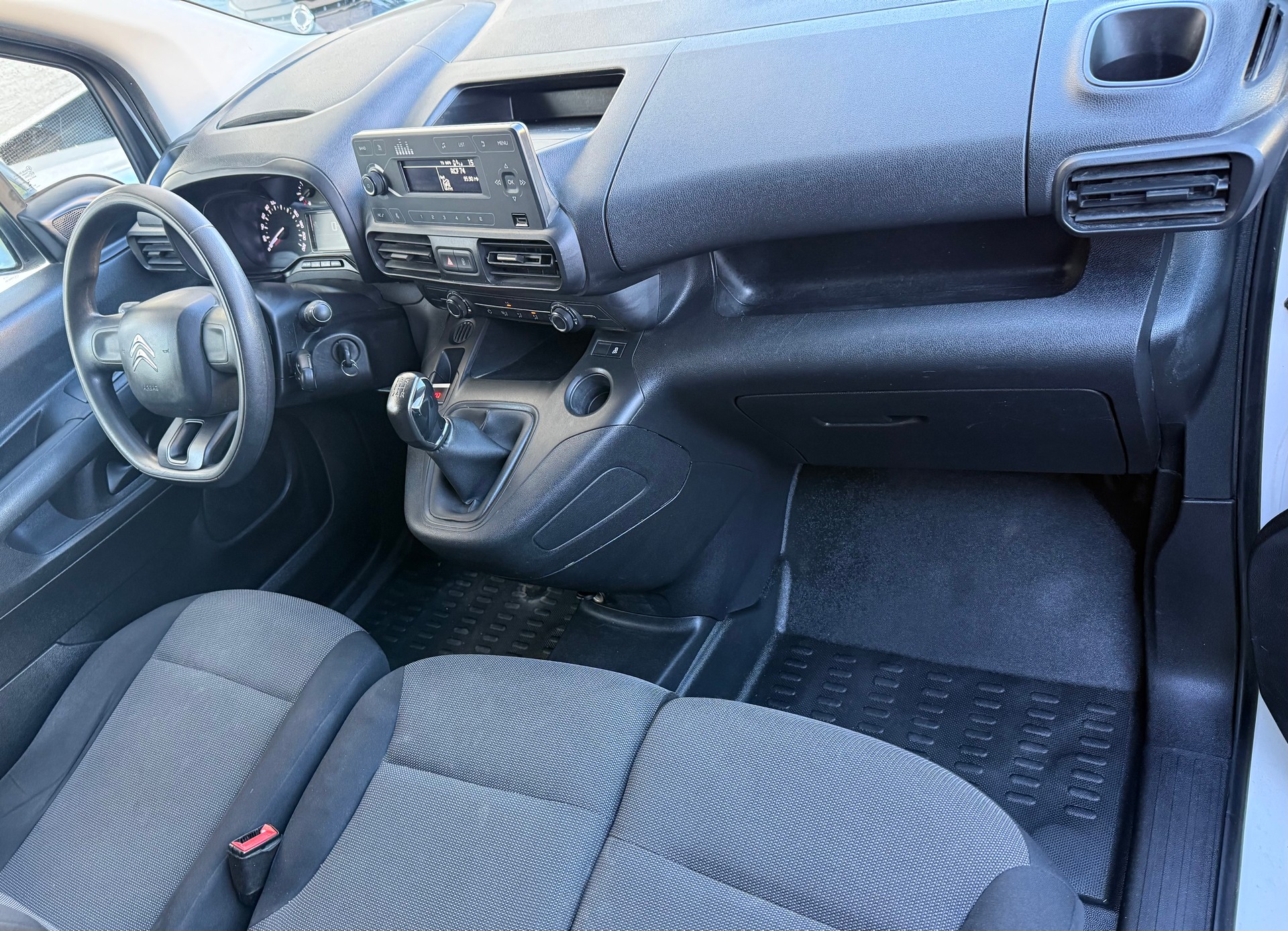 CITROEN Berlingo Van 1.6 Blue HDi 100 s/s Worker Long 1000kg-image-7