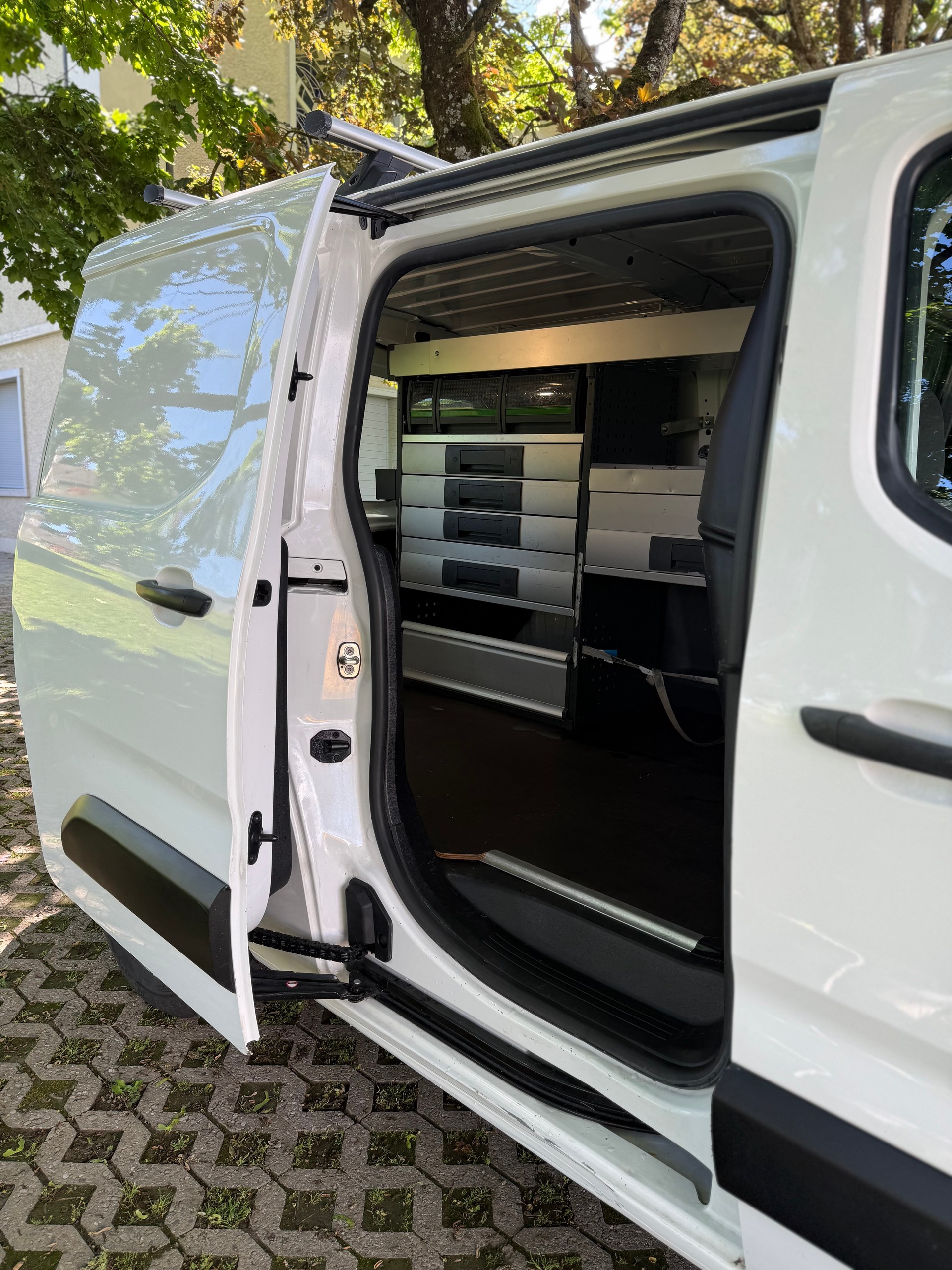 CITROEN Berlingo Van 1.6 Blue HDi 100 s/s Worker Long 1000kg-image-5