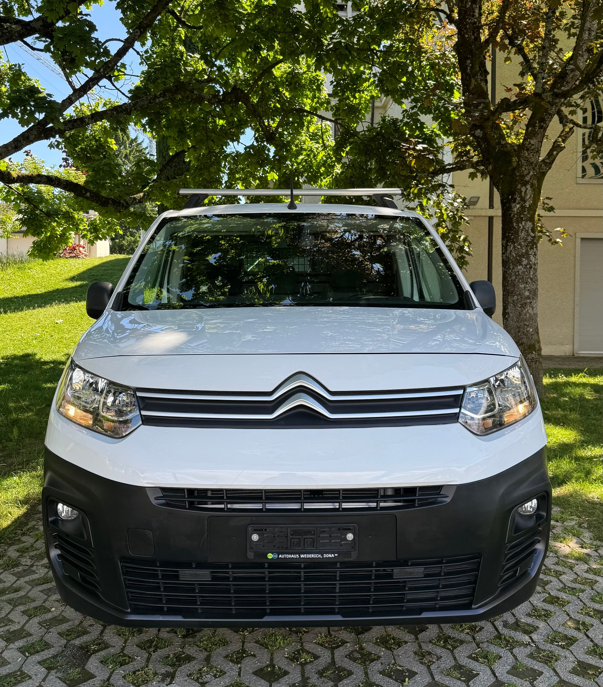 CITROEN Berlingo Van 1.6 Blue HDi 100 s/s Worker Long 1000kg-image-1