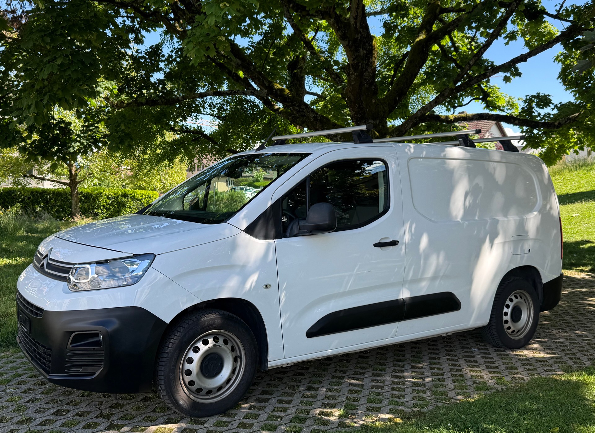 CITROEN Berlingo Van 1.6 Blue HDi 100 s/s Worker Long 1000kg-image-0