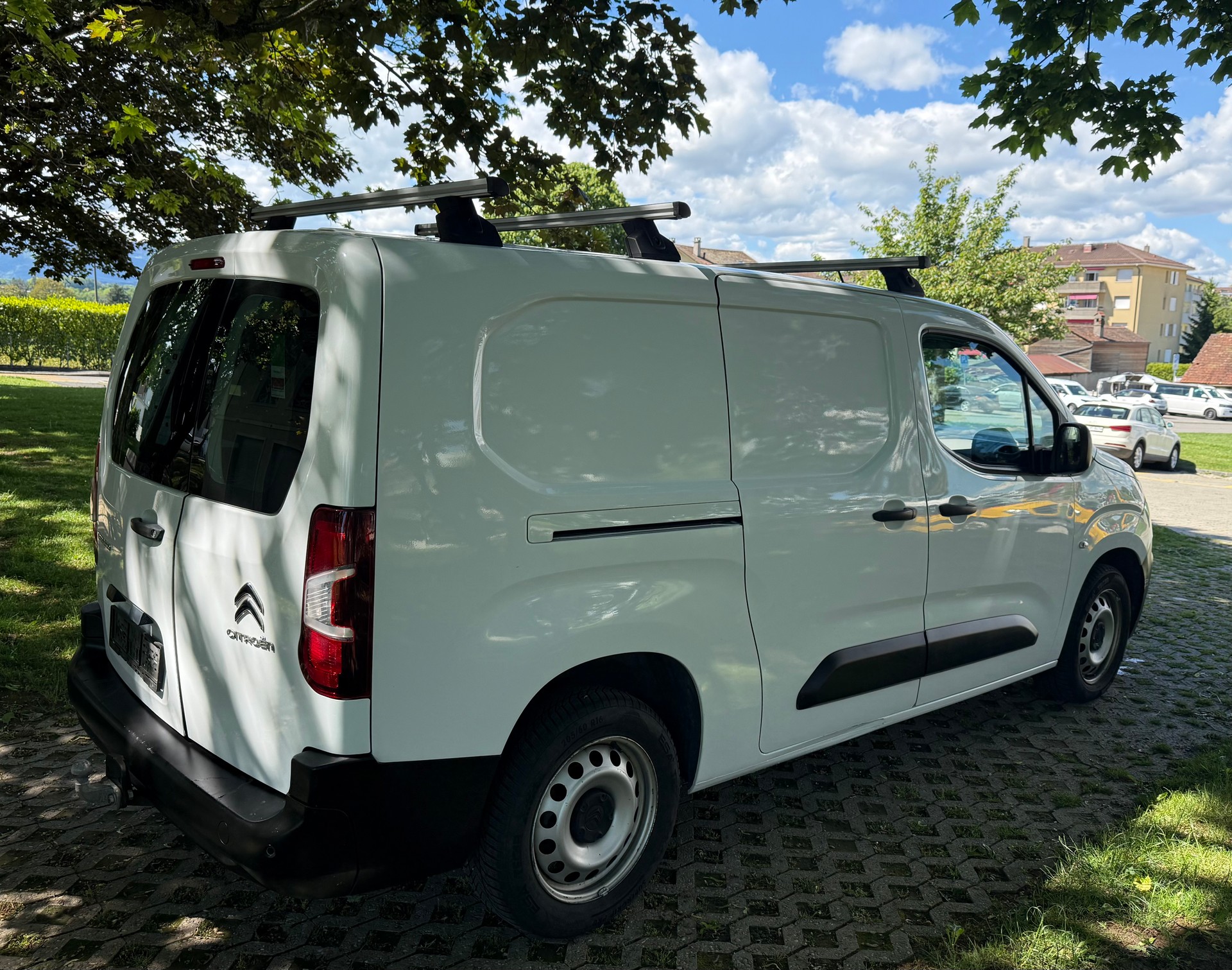 CITROEN Berlingo Van 1.6 Blue HDi 100 s/s Worker Long 1000kg-image-3