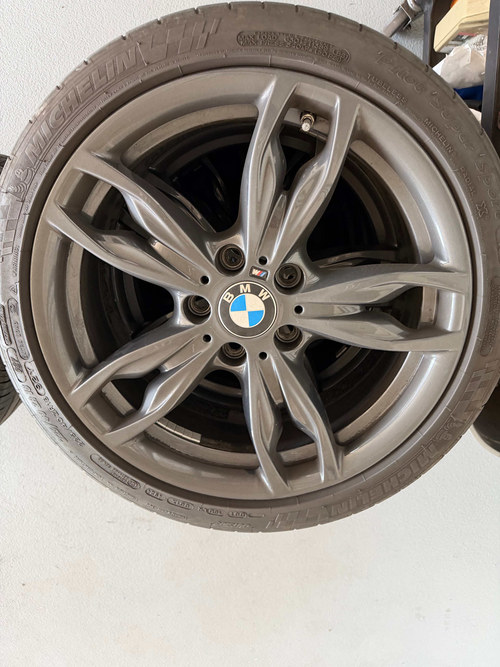 BMW M135i xDrive Steptronic-image-14