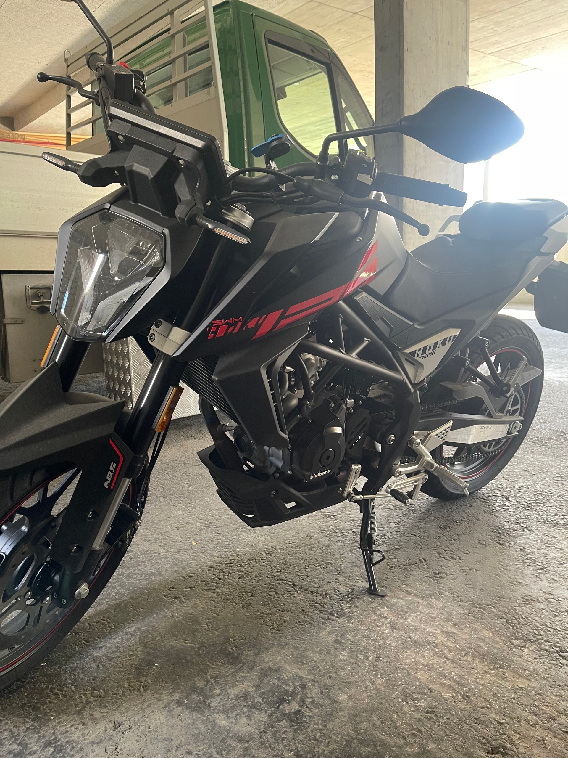 SWM 125-image-4