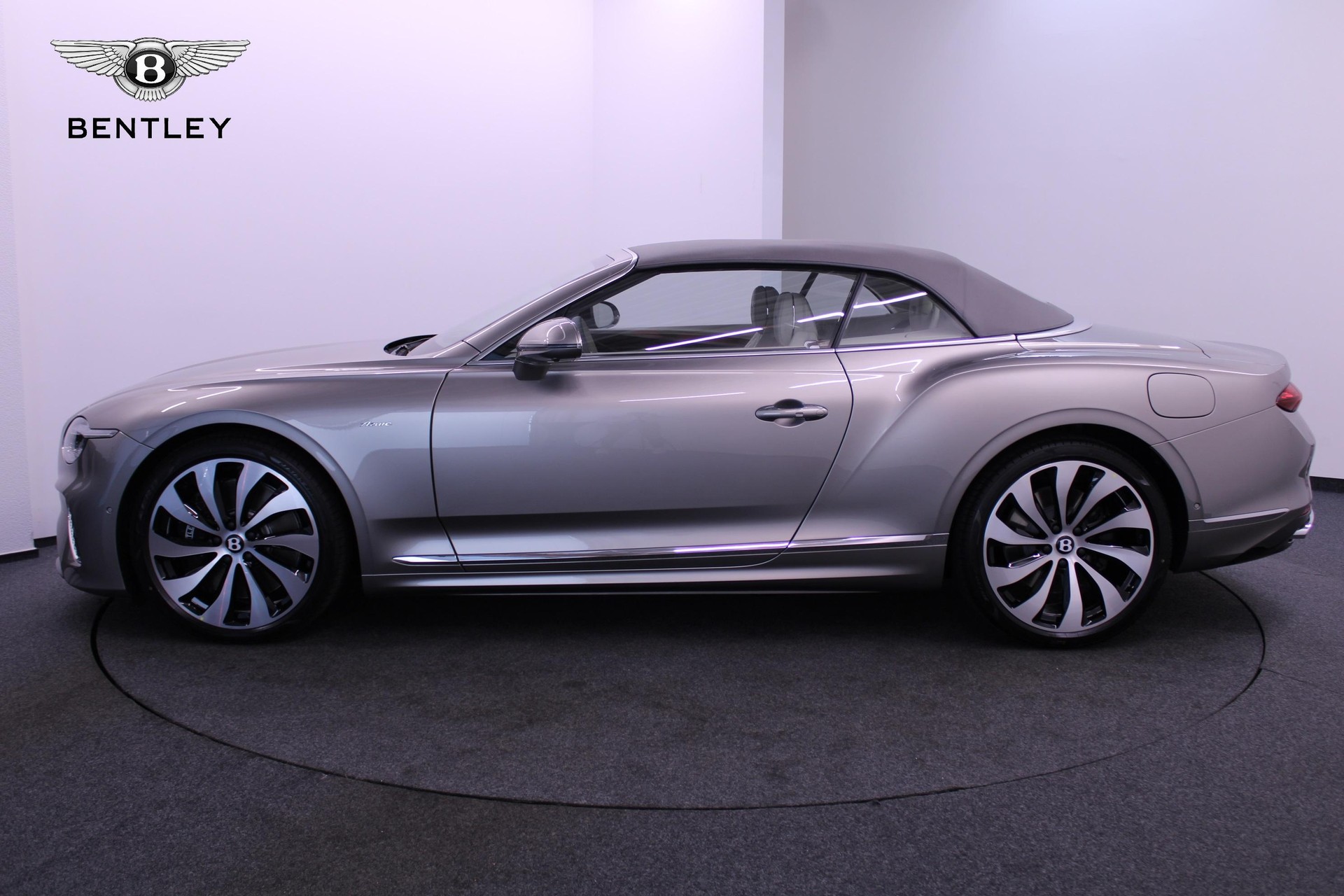 BENTLEY Continental GTC 4.0 V8 Hybrid Azure-image-10