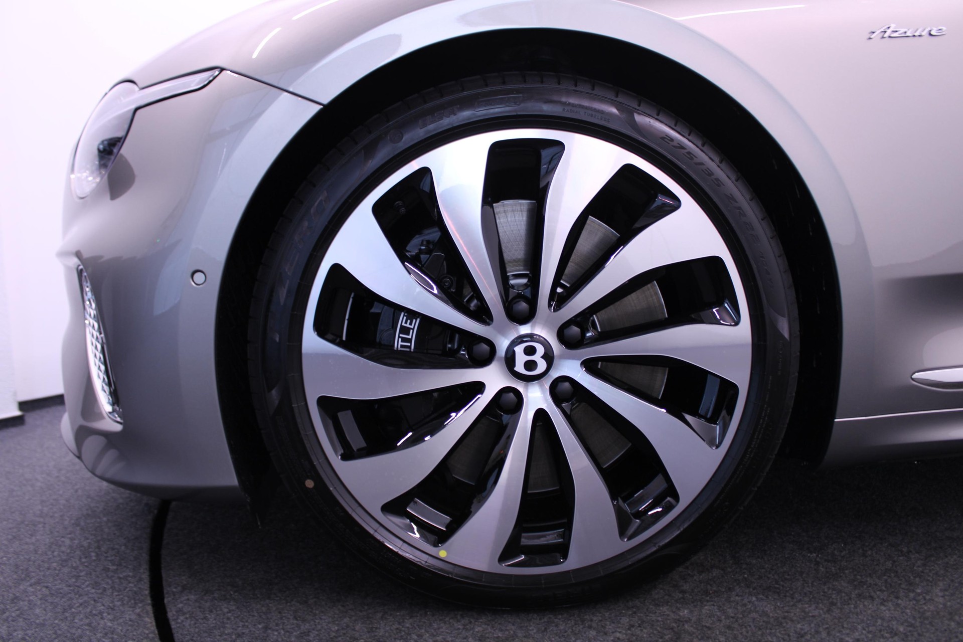 BENTLEY Continental GTC 4.0 V8 Hybrid Azure-image-12