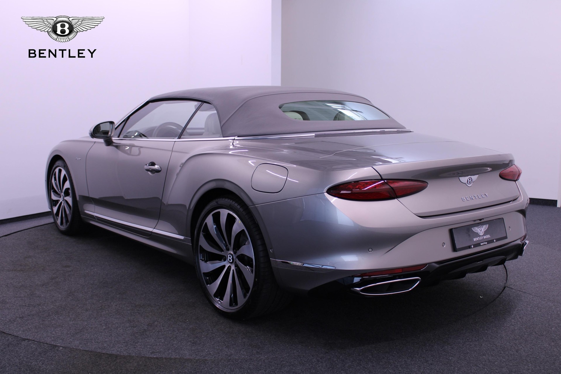 BENTLEY Continental GTC 4.0 V8 Hybrid Azure-image-11