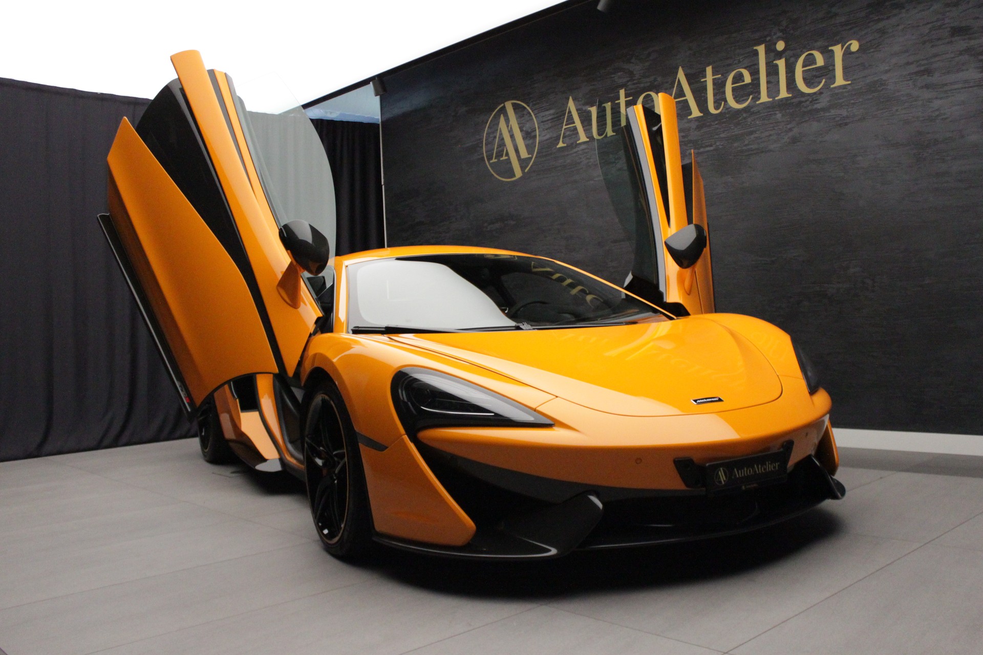 McLAREN 570S Coupé 3.8 V8 SSG-showroom-element-3