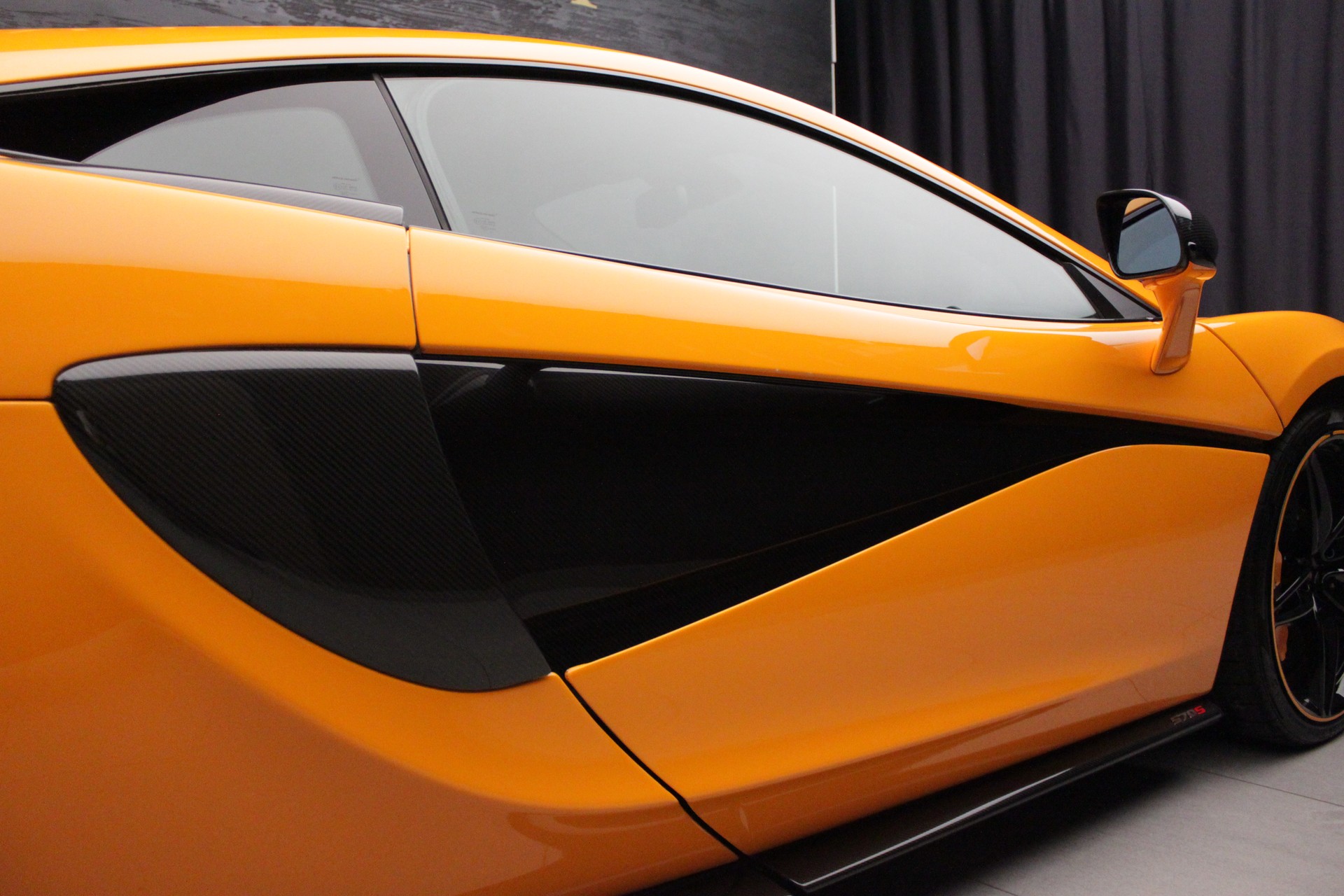 McLAREN 570S Coupé 3.8 V8 SSG-image-17