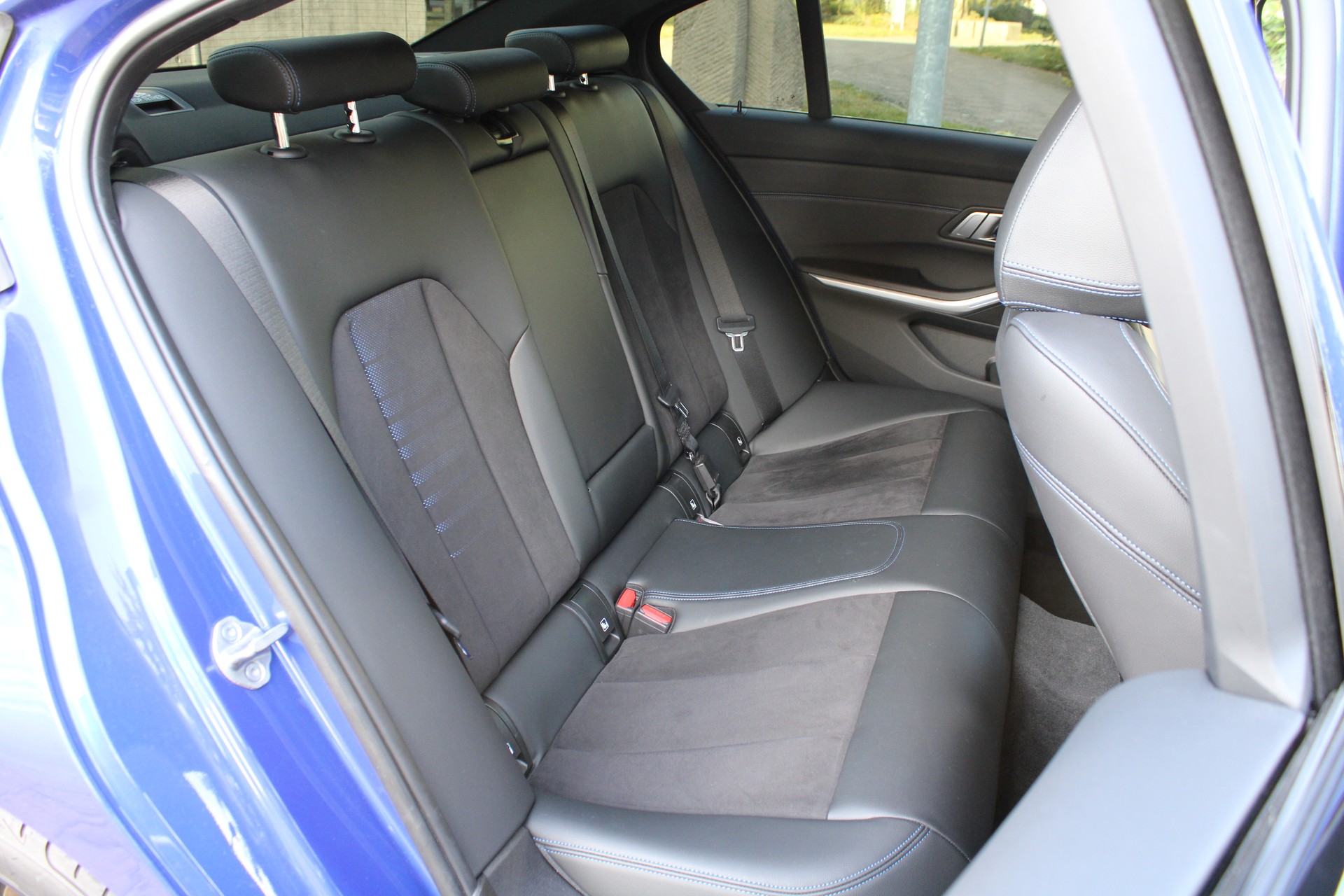 BMW 320d xDrive M Sport-image-6