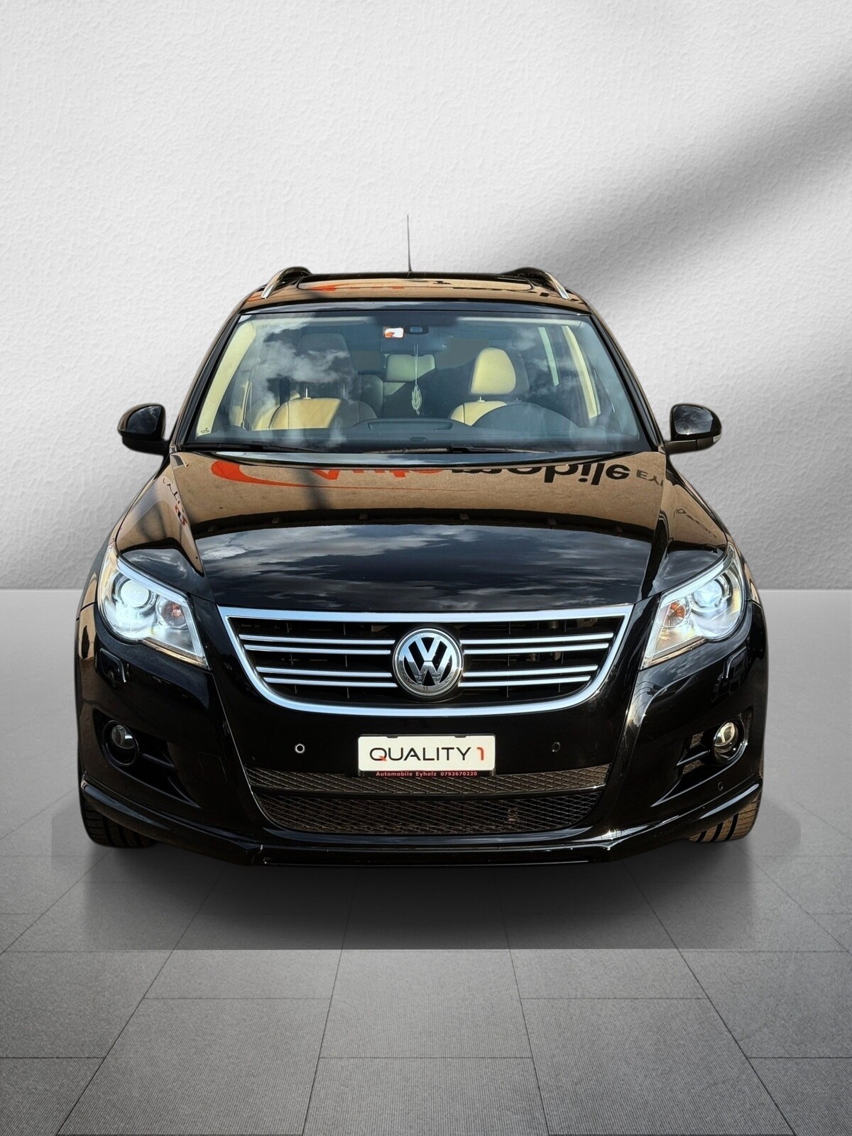 VW Tiguan 2.0 TDI Sport&Style Tiptronic R-Line-image-1
