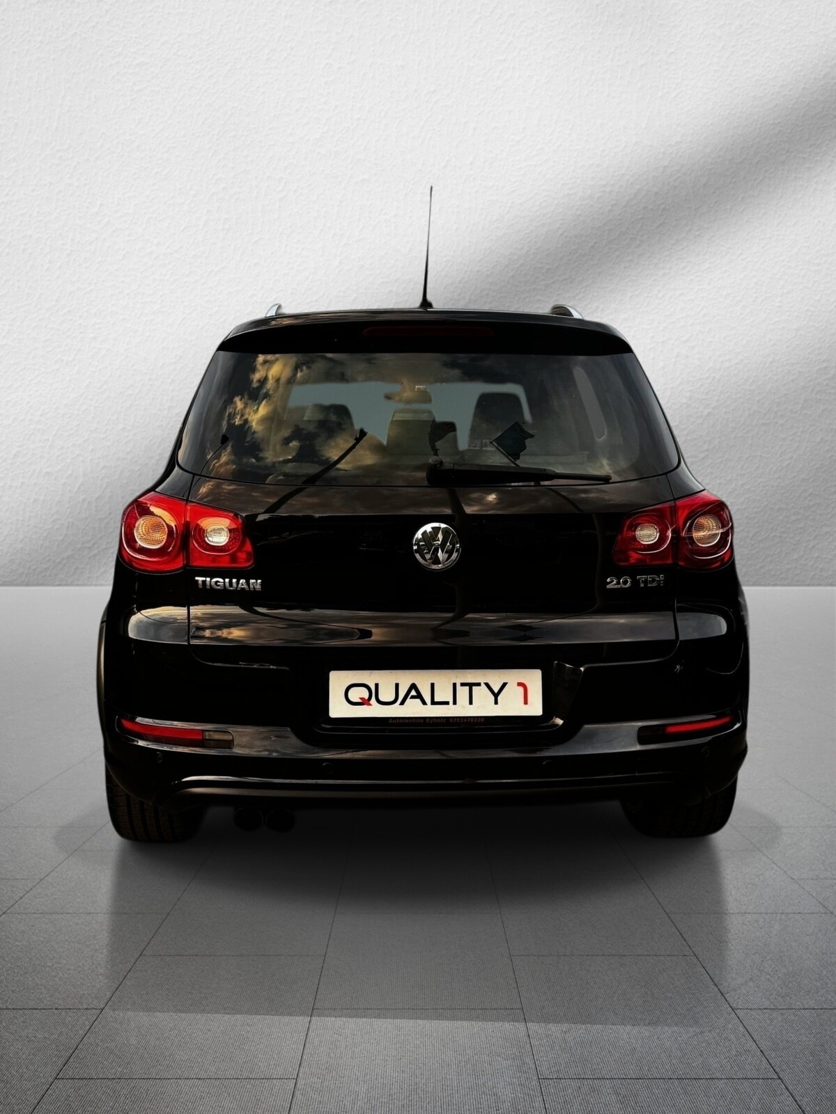 VW Tiguan 2.0 TDI Sport&Style Tiptronic R-Line-image-7