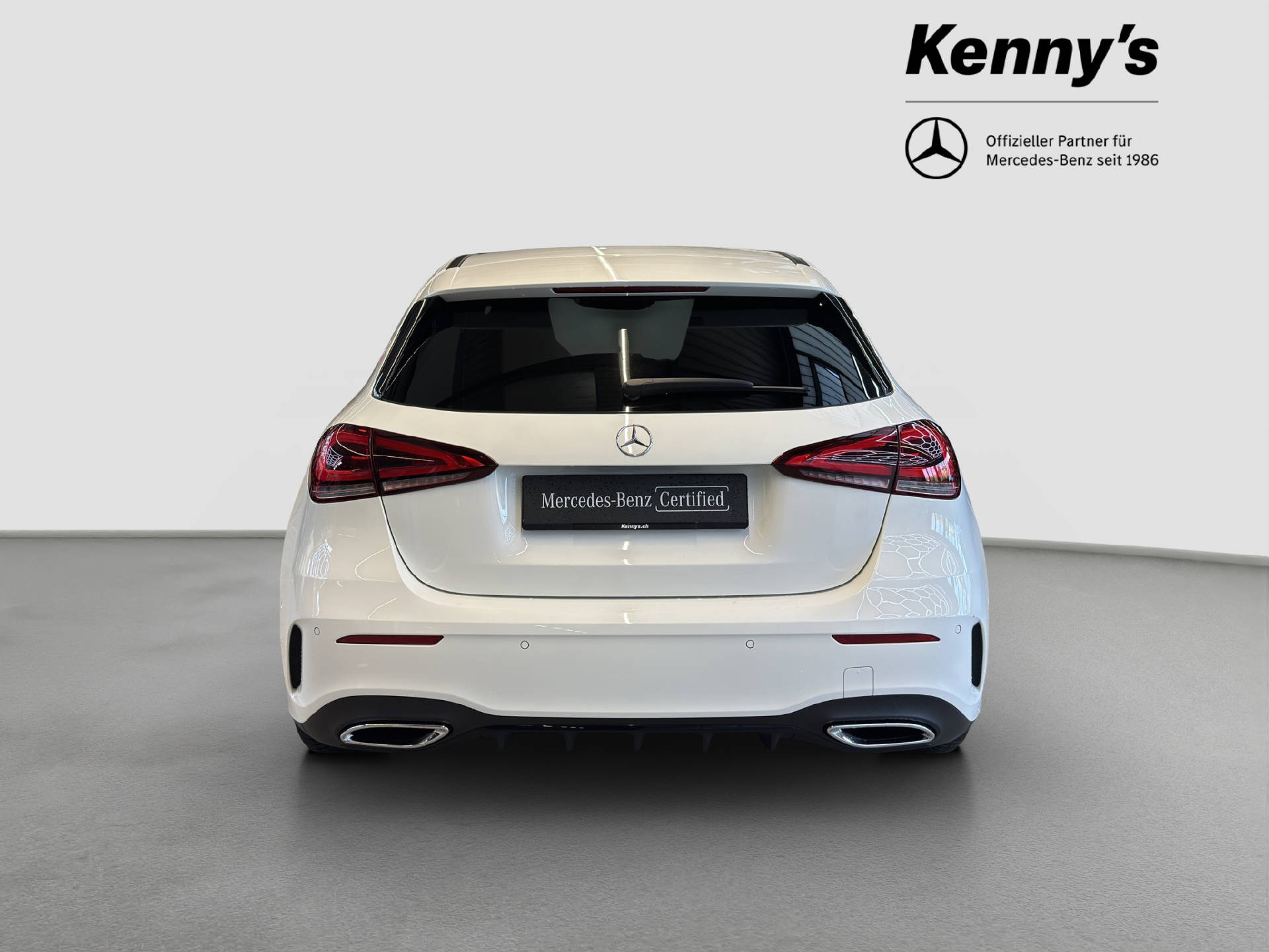 MERCEDES-BENZ A 200 AMG Line-image-4