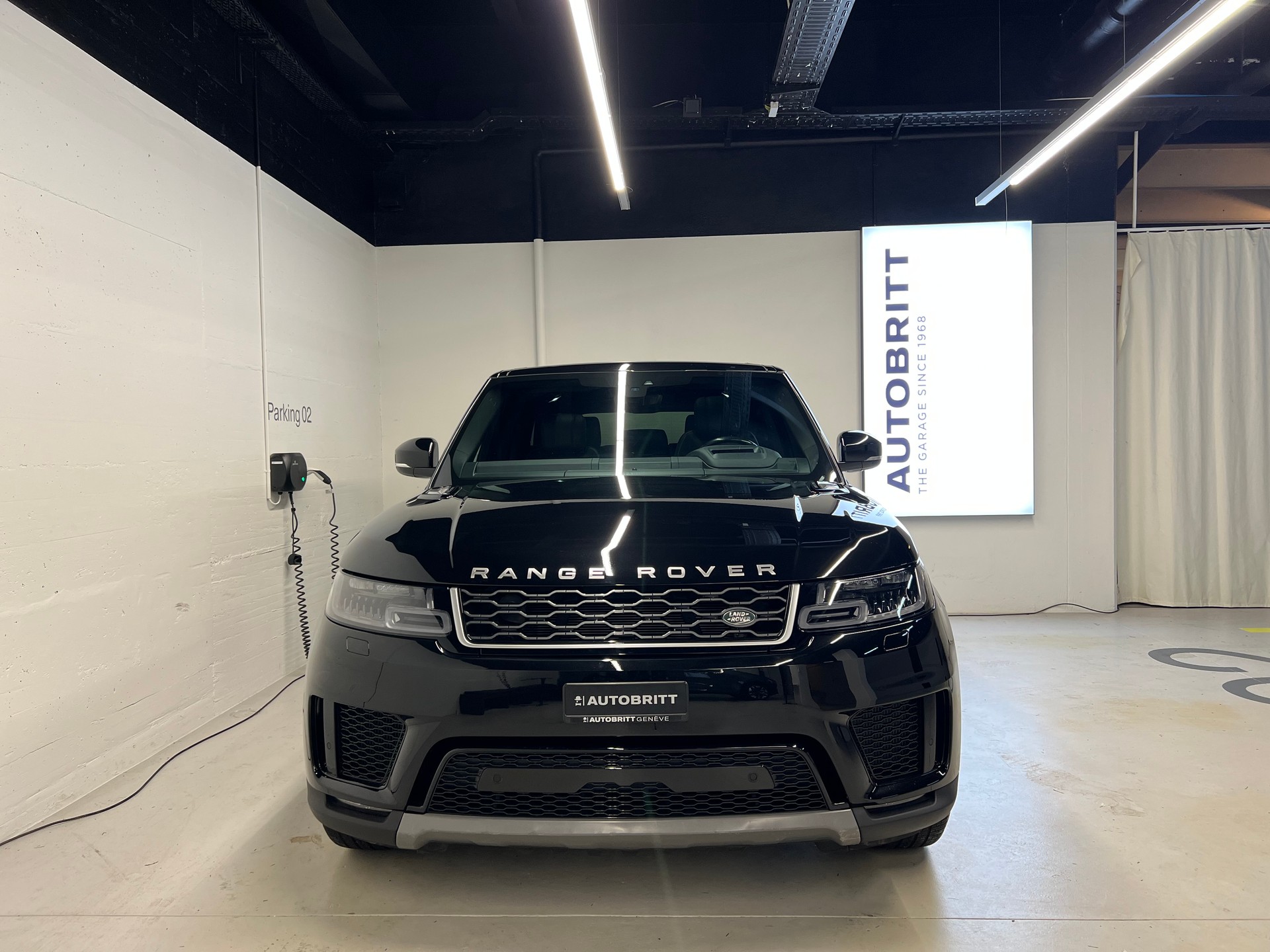 LAND ROVER Range Rover Sport 2.0 Si4 SE-image-9