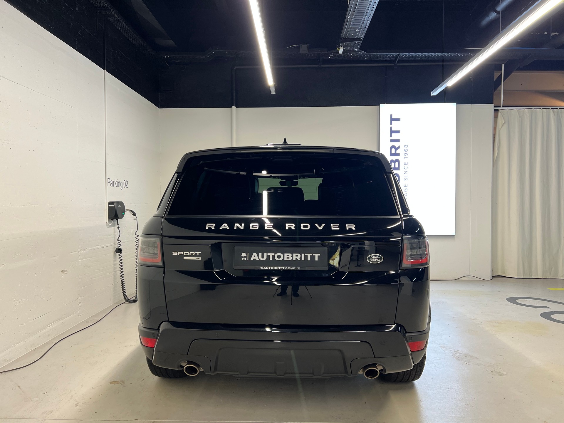 LAND ROVER Range Rover Sport 2.0 Si4 SE-image-8