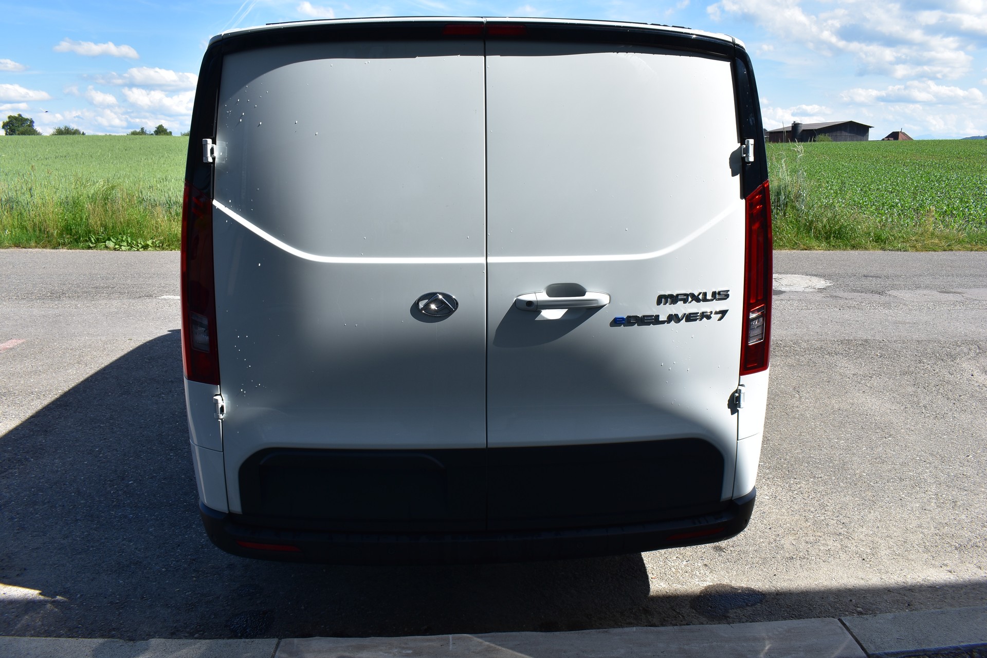 MAXUS eDeliver 7 L2 77kWh-image-5