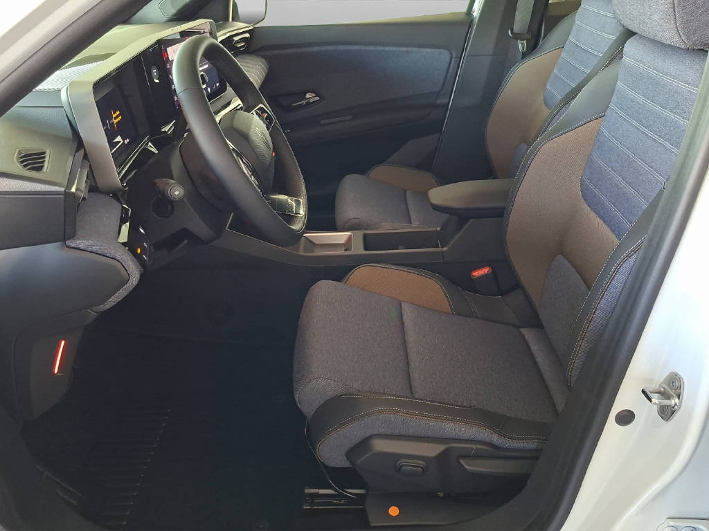 RENAULT R5 E-Tech Comfort Range techno-image-3