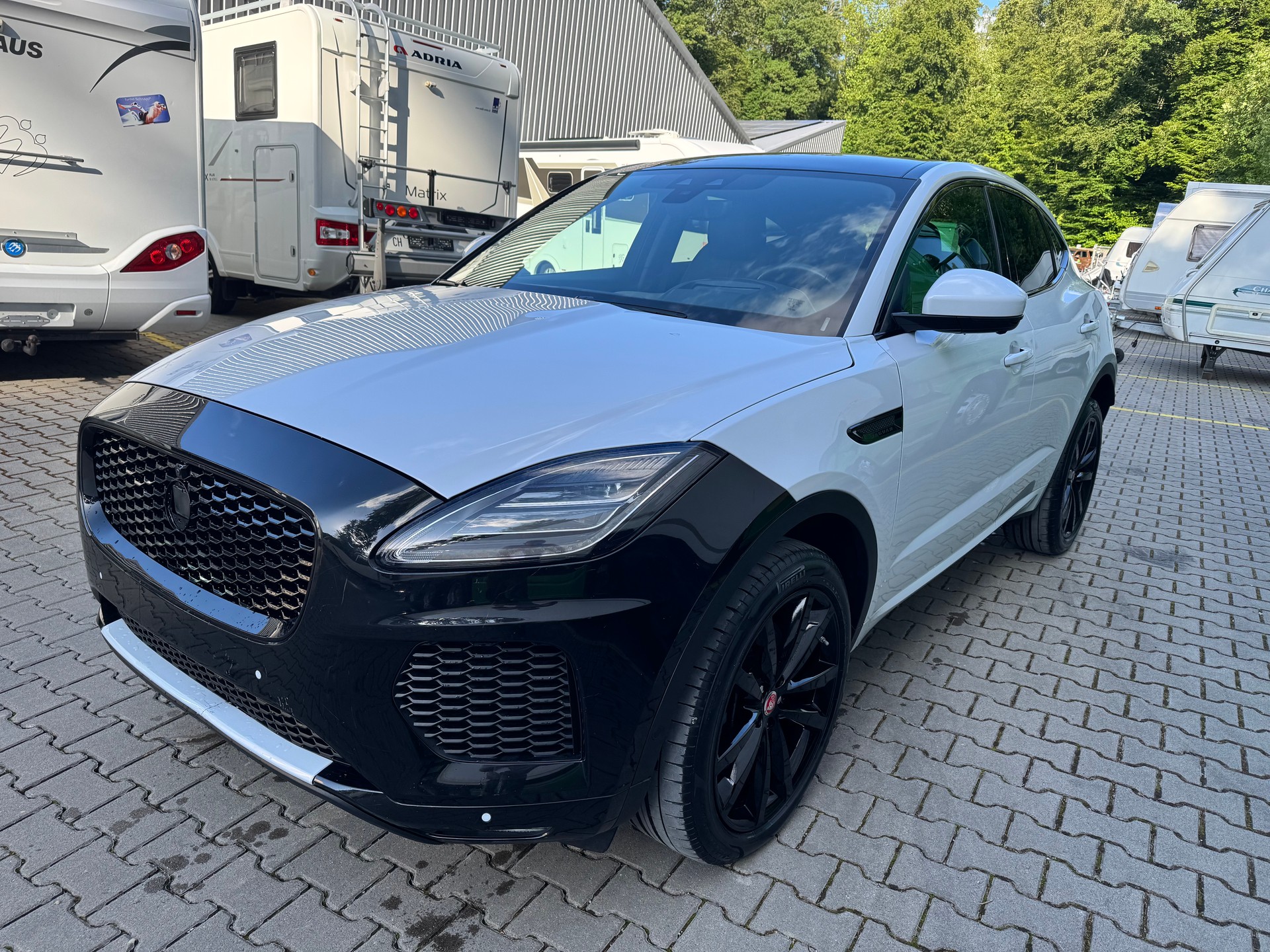 JAGUAR E-Pace 2.0 P250 R-Dynamic SE AWD Automatik