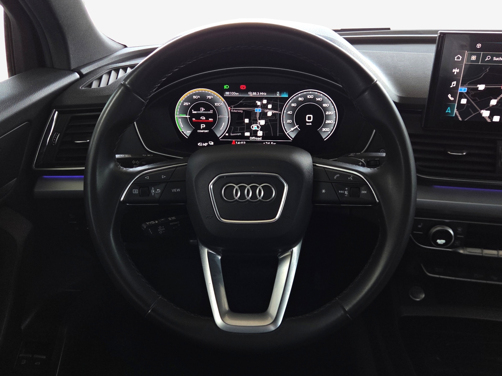 AUDI Q5 50 TFSI e PHEV S line quattro S-tronic-image-9