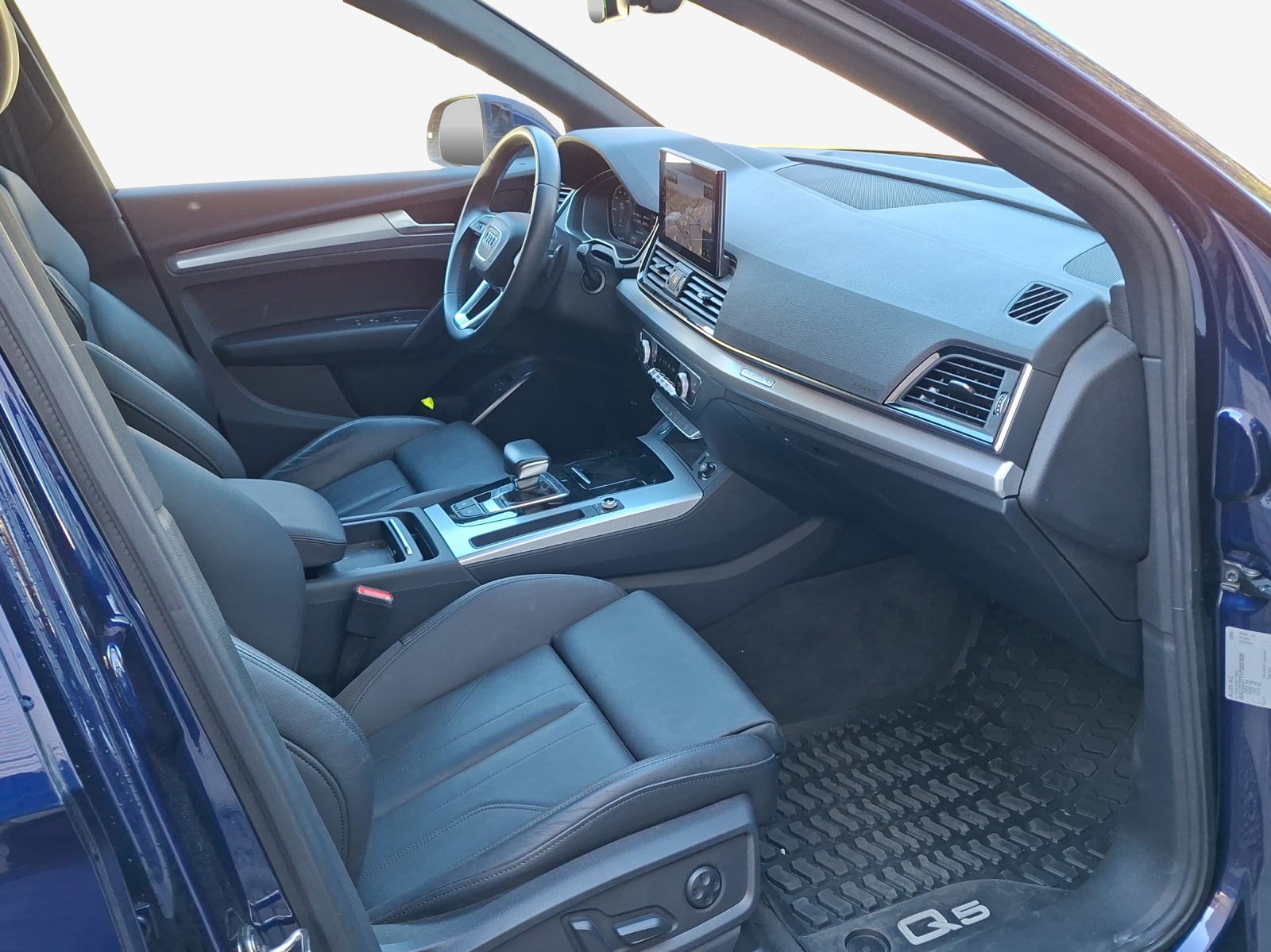 AUDI Q5 50 TFSI e PHEV S line quattro S-tronic-image-14