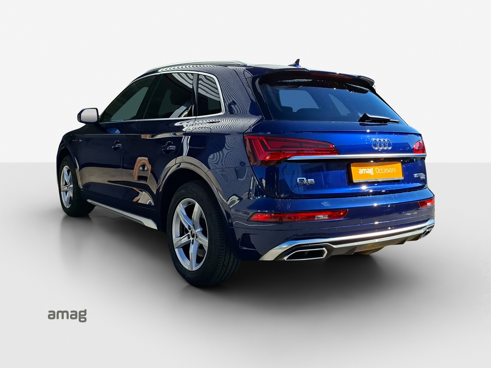AUDI Q5 50 TFSI e PHEV S line quattro S-tronic-showroom-element-3