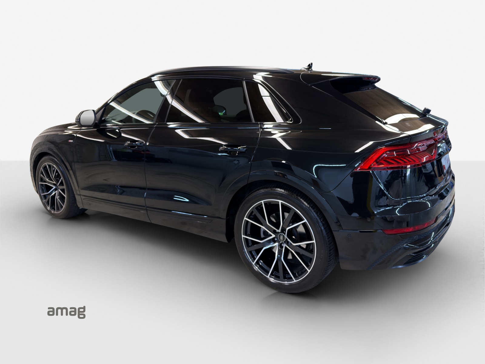 AUDI Q8 45 TDI Black Edition quattro tiptronic-image-2