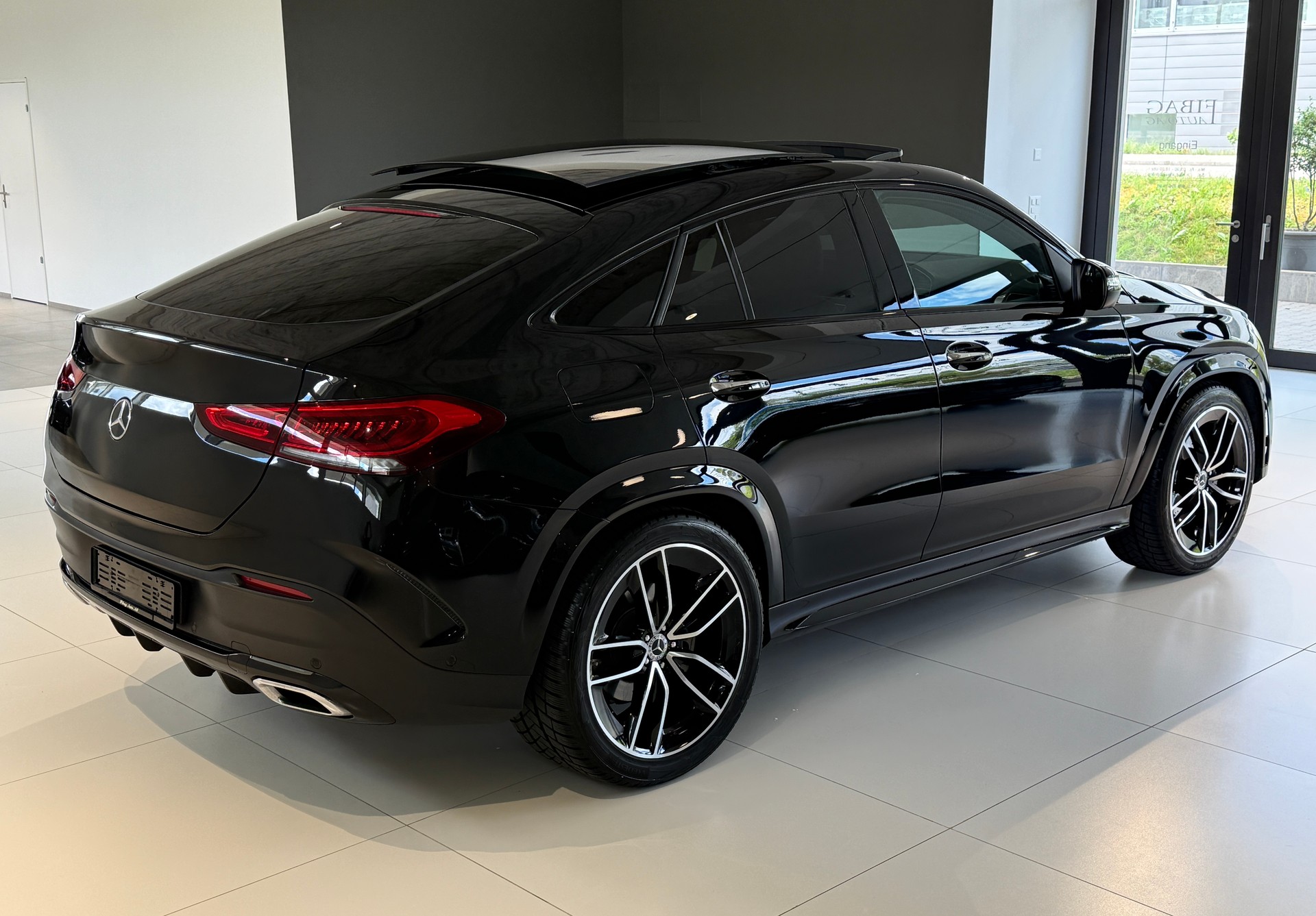 MERCEDES-BENZ GLE Coupé 400 d 4Matic AMG-LINE 9G-Tronic***ALL-BLACK***LUFTFEDERUNG***PANORAMADACH***22 ZollAlu***AMBIENTE-PLUS***-image-46