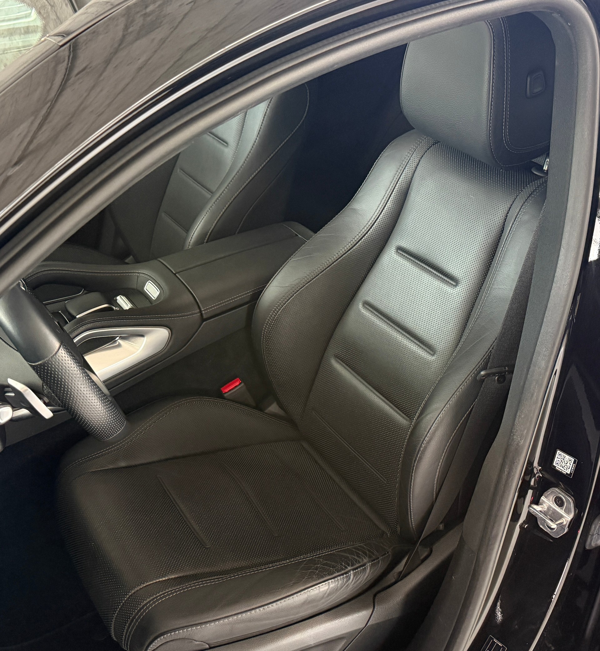 MERCEDES-BENZ GLE Coupé 400 d 4Matic AMG-LINE 9G-Tronic***ALL-BLACK***LUFTFEDERUNG***PANORAMADACH***22 ZollAlu***AMBIENTE-PLUS***-image-9