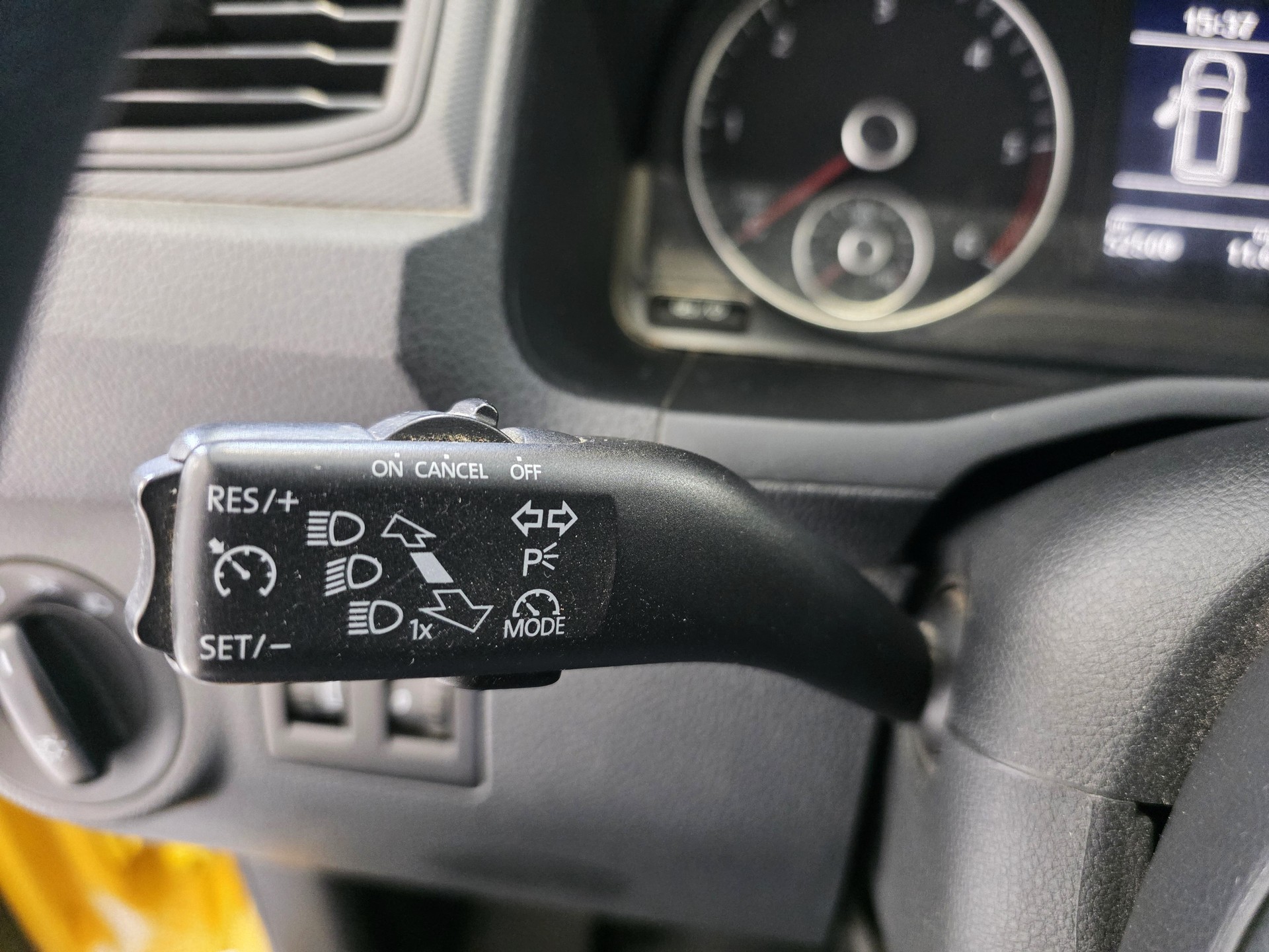 VW Caddy 2.0TDI 4Motion BlueMotion Technology DSG-image-10