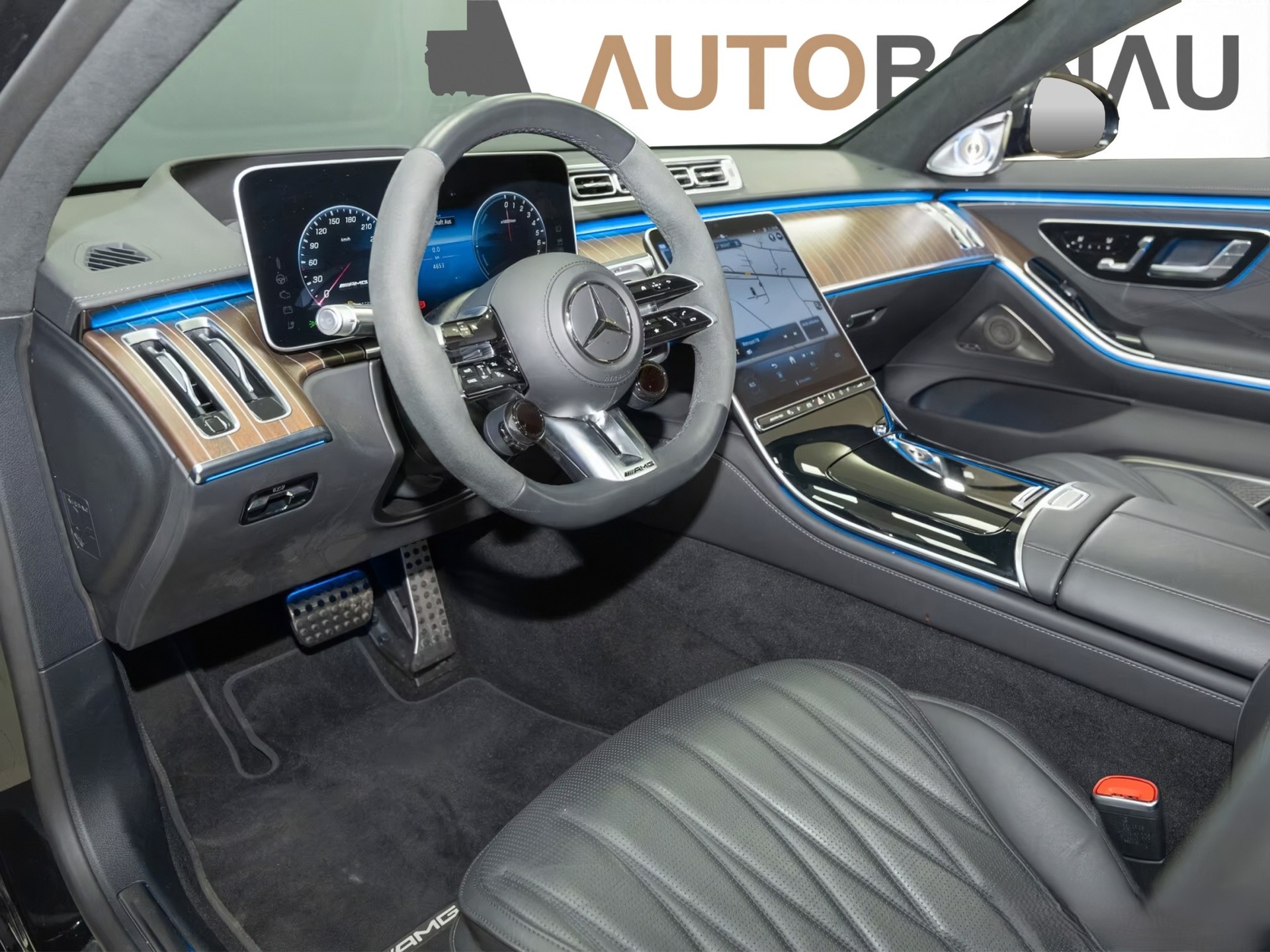 MERCEDES-BENZ S 63 V8 AMG E Performance 4matic+ lang-image-6