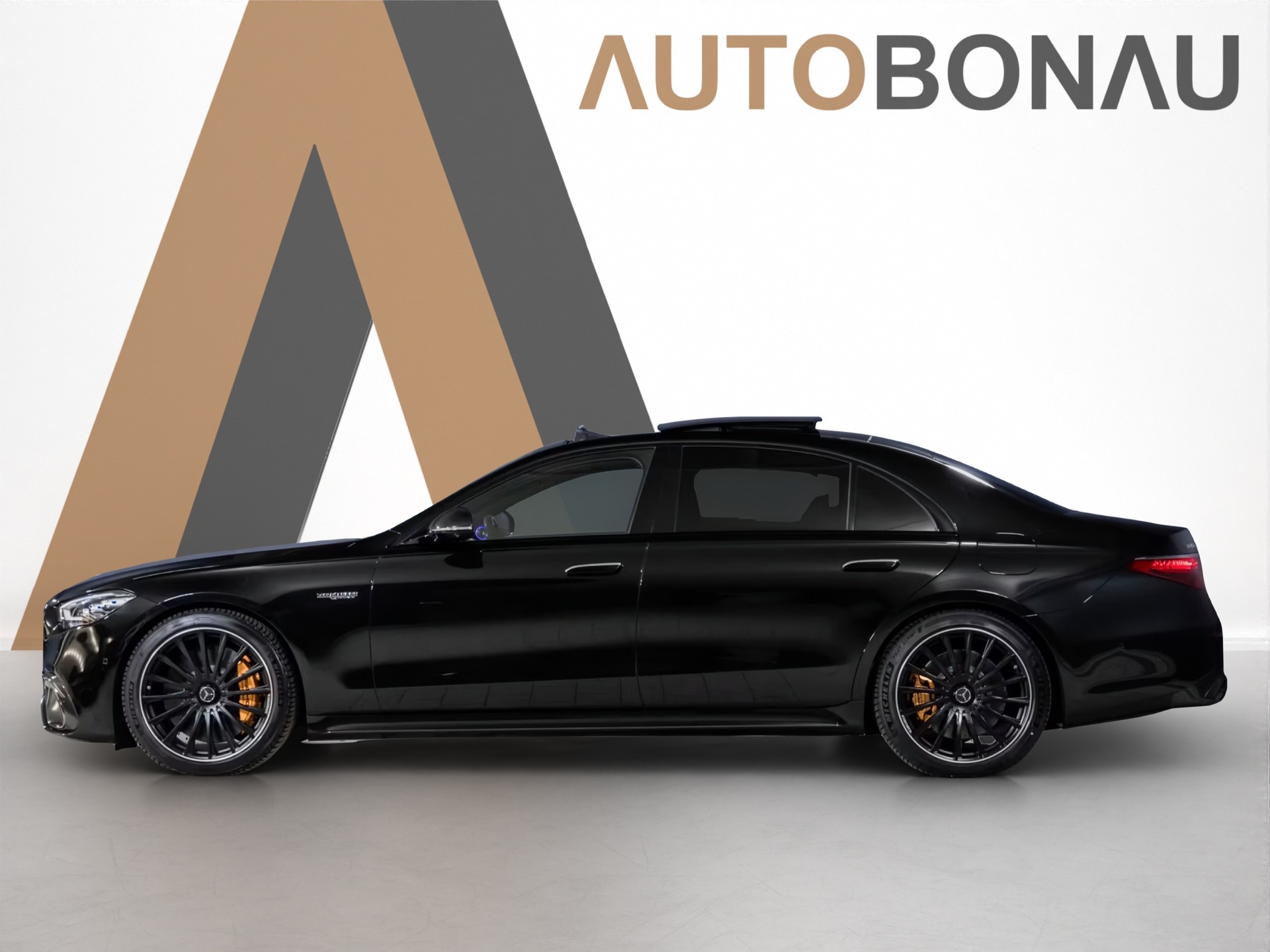 MERCEDES-BENZ S 63 V8 AMG E Performance 4matic+ lang-image-1