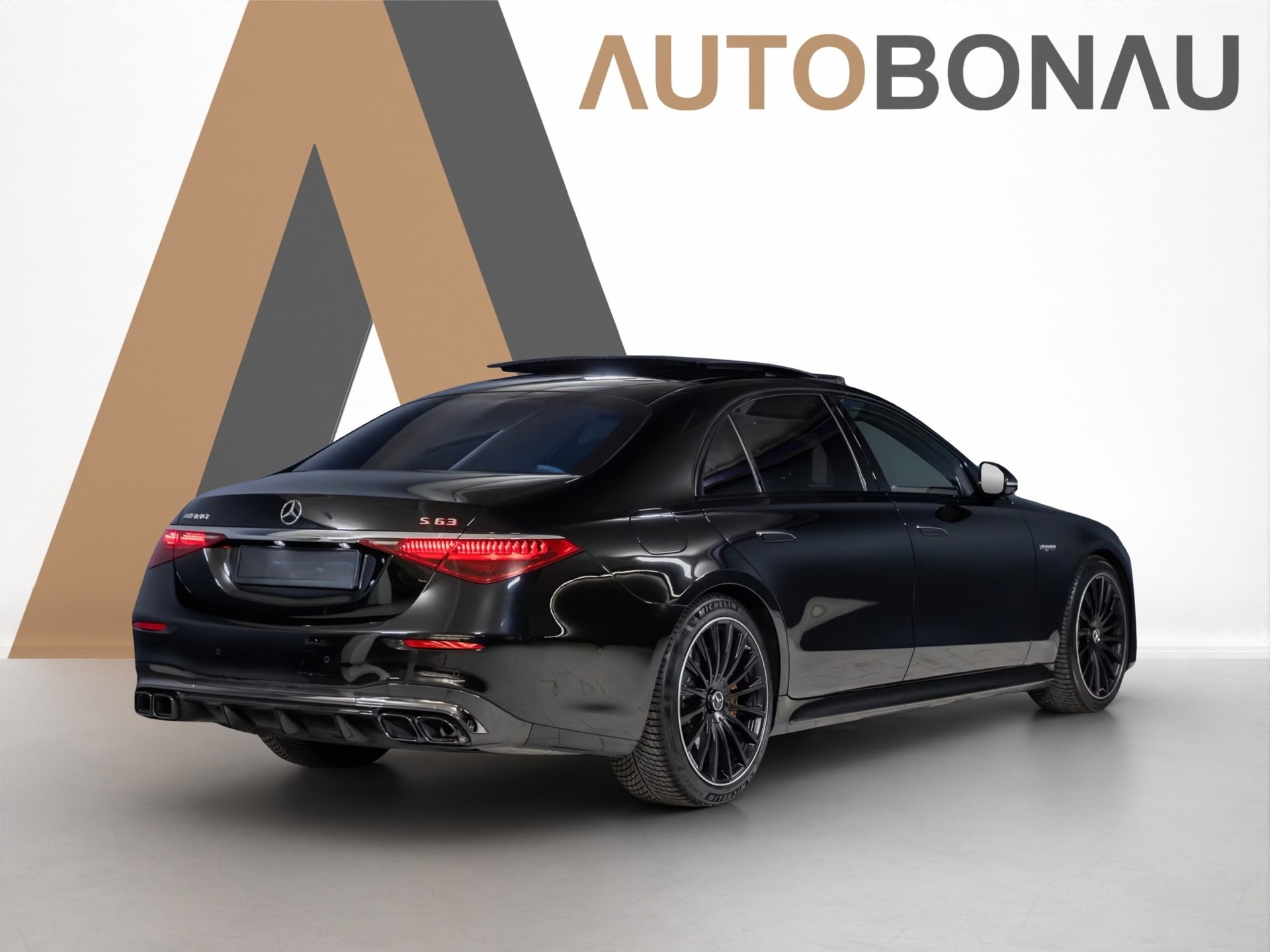 MERCEDES-BENZ S 63 V8 AMG E Performance 4matic+ lang-image-3