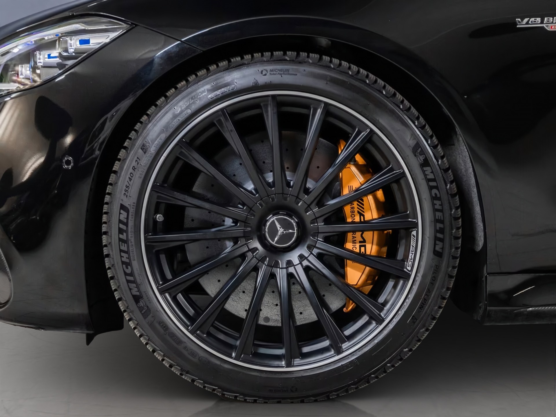 MERCEDES-BENZ S 63 V8 AMG E Performance 4matic+ lang-image-27