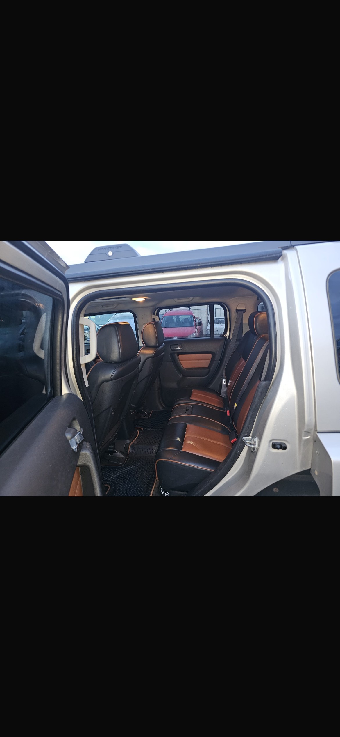 HUMMER H3 3.5 Luxury-image-11