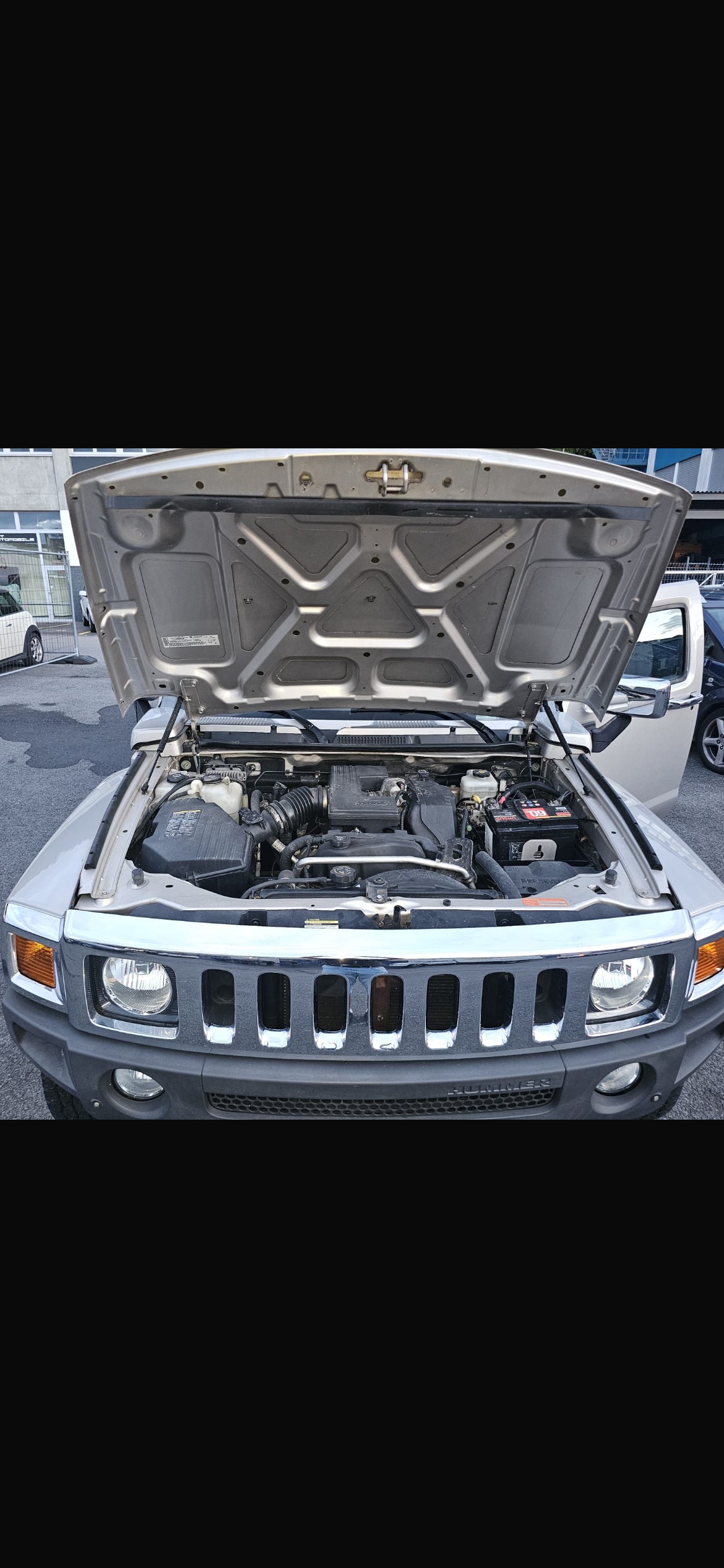 HUMMER H3 3.5 Luxury-image-9